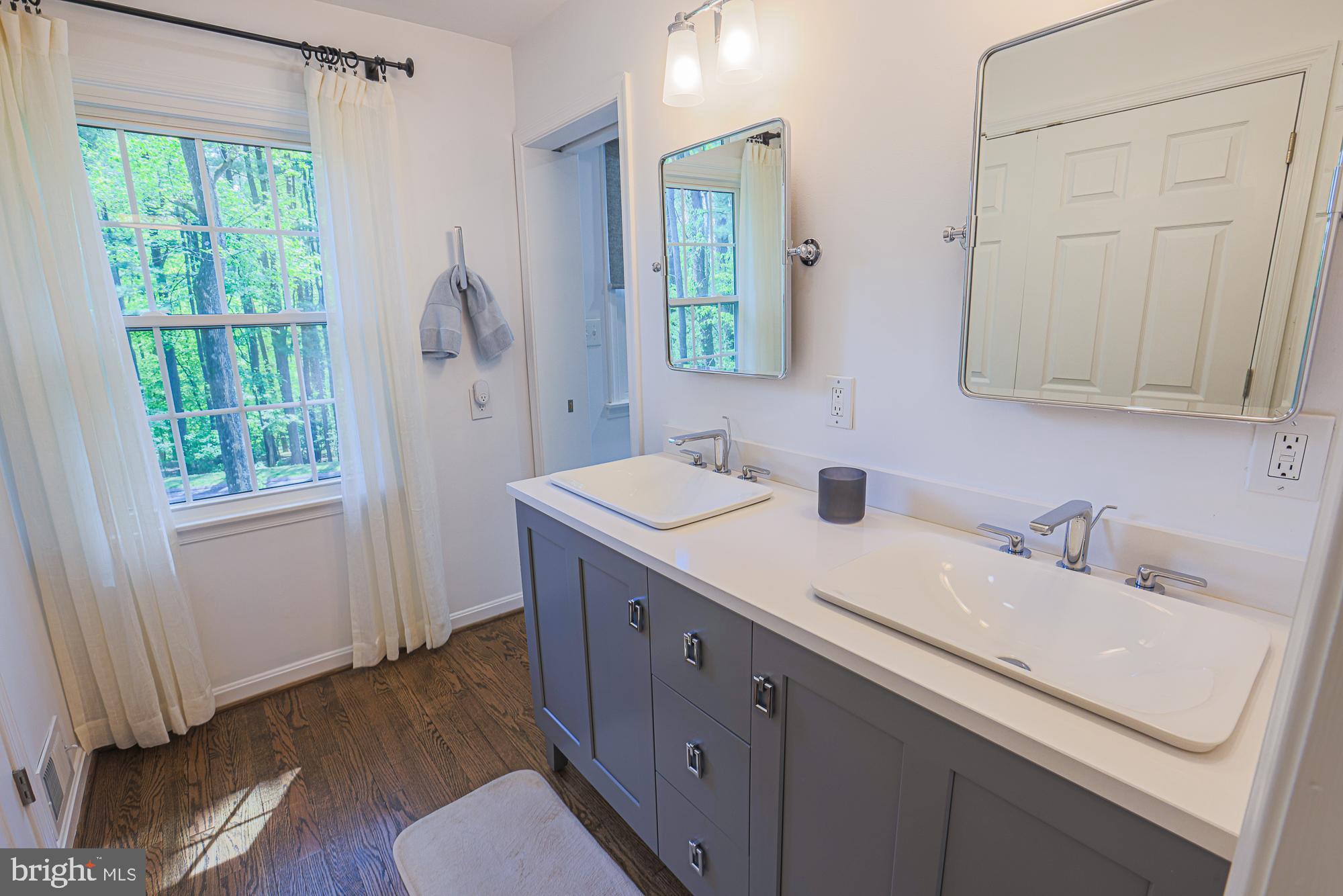 PINELEIGH - Residential