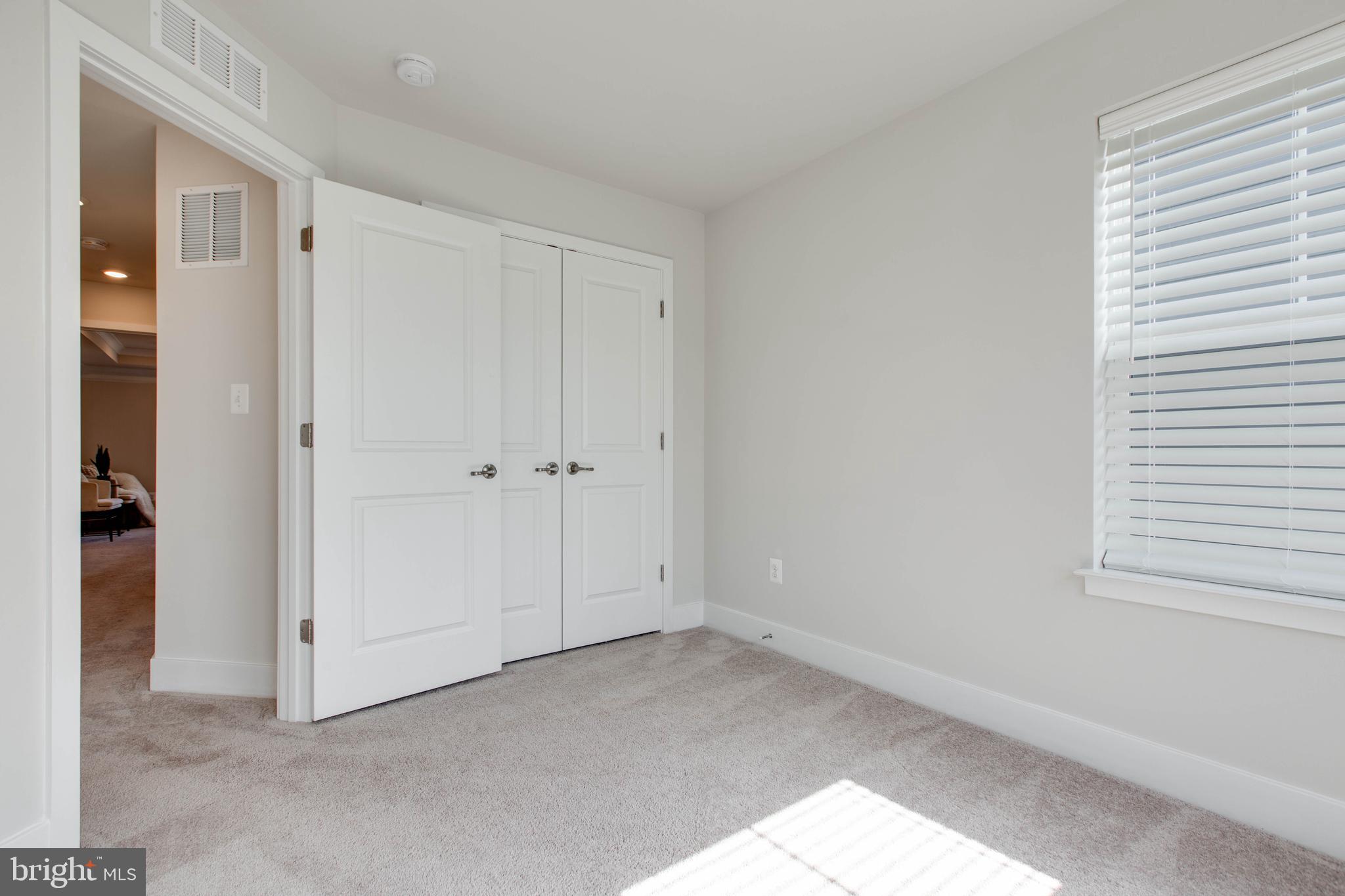 TANYARD SHORES - Residential