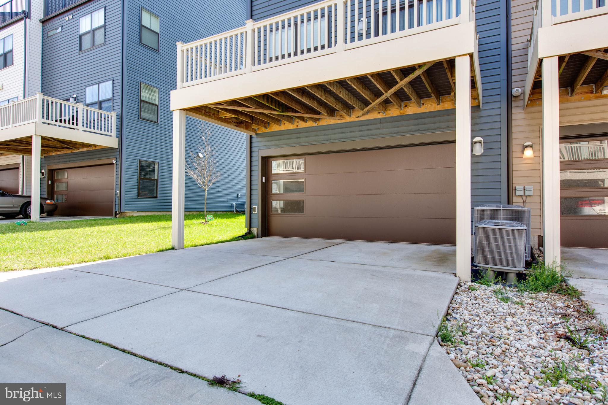 TANYARD SHORES - Residential