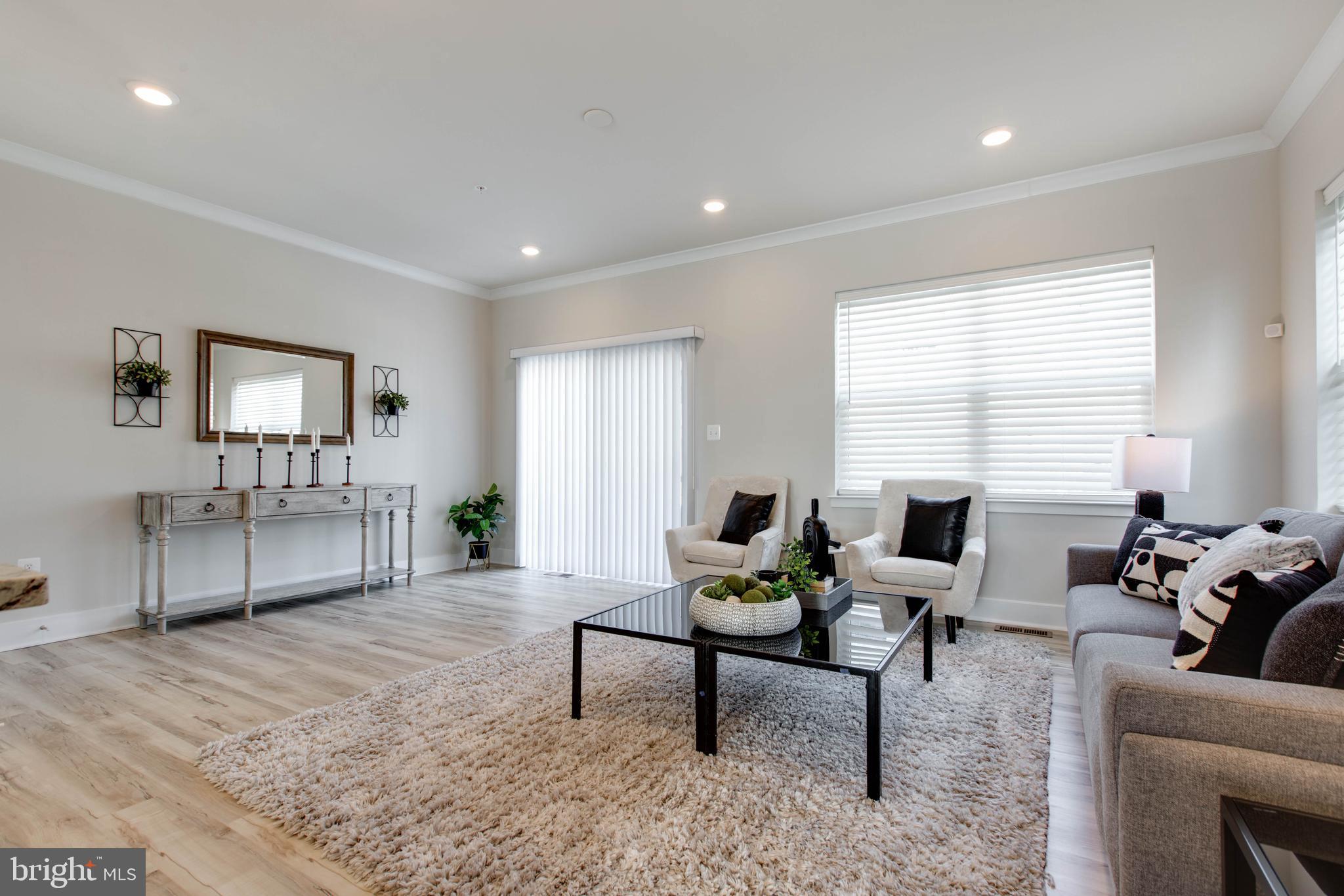 TANYARD SHORES - Residential