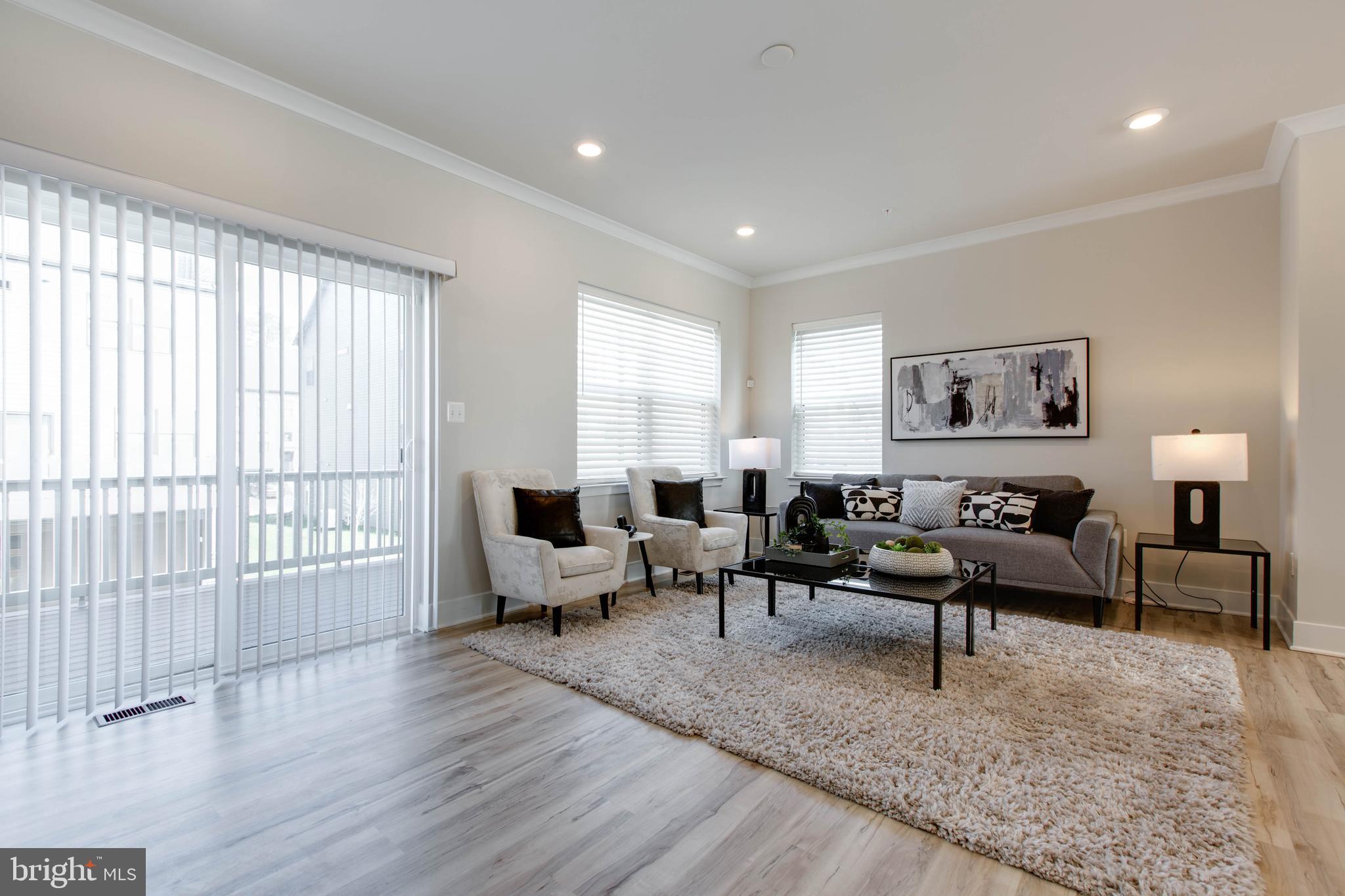 TANYARD SHORES - Residential