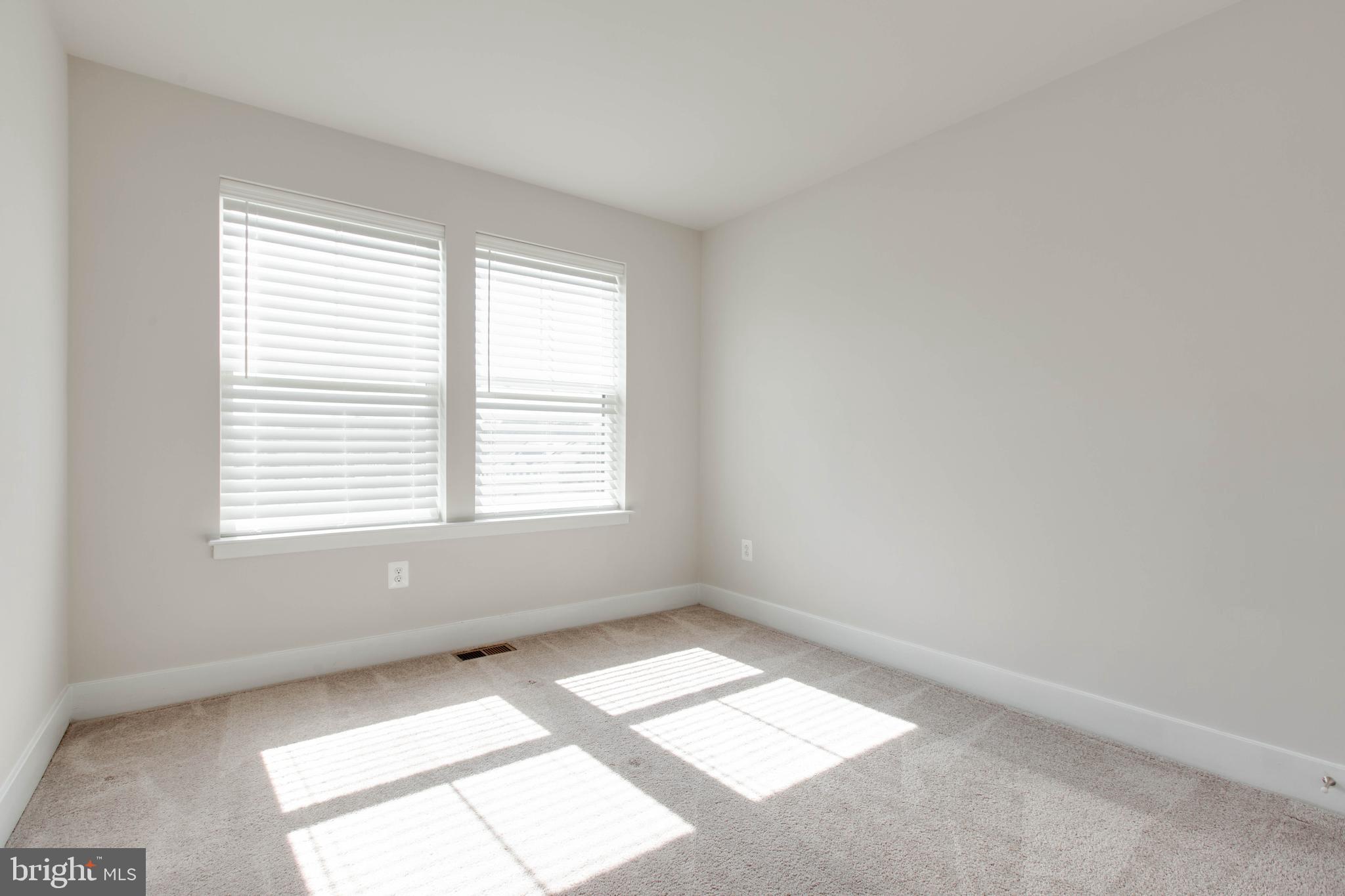 TANYARD SHORES - Residential