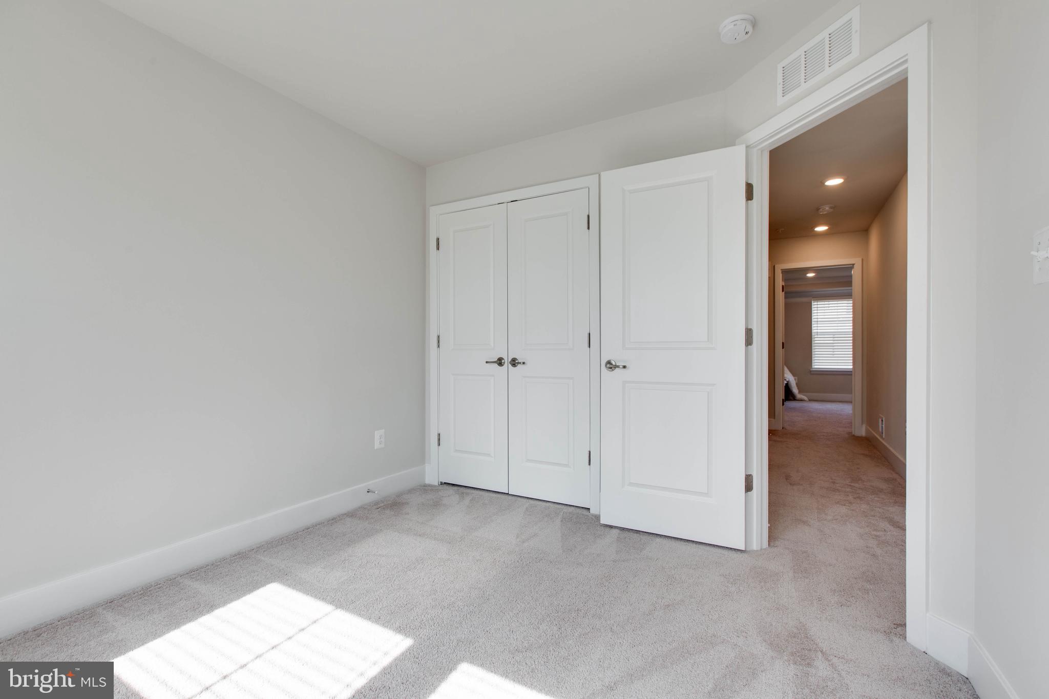 TANYARD SHORES - Residential