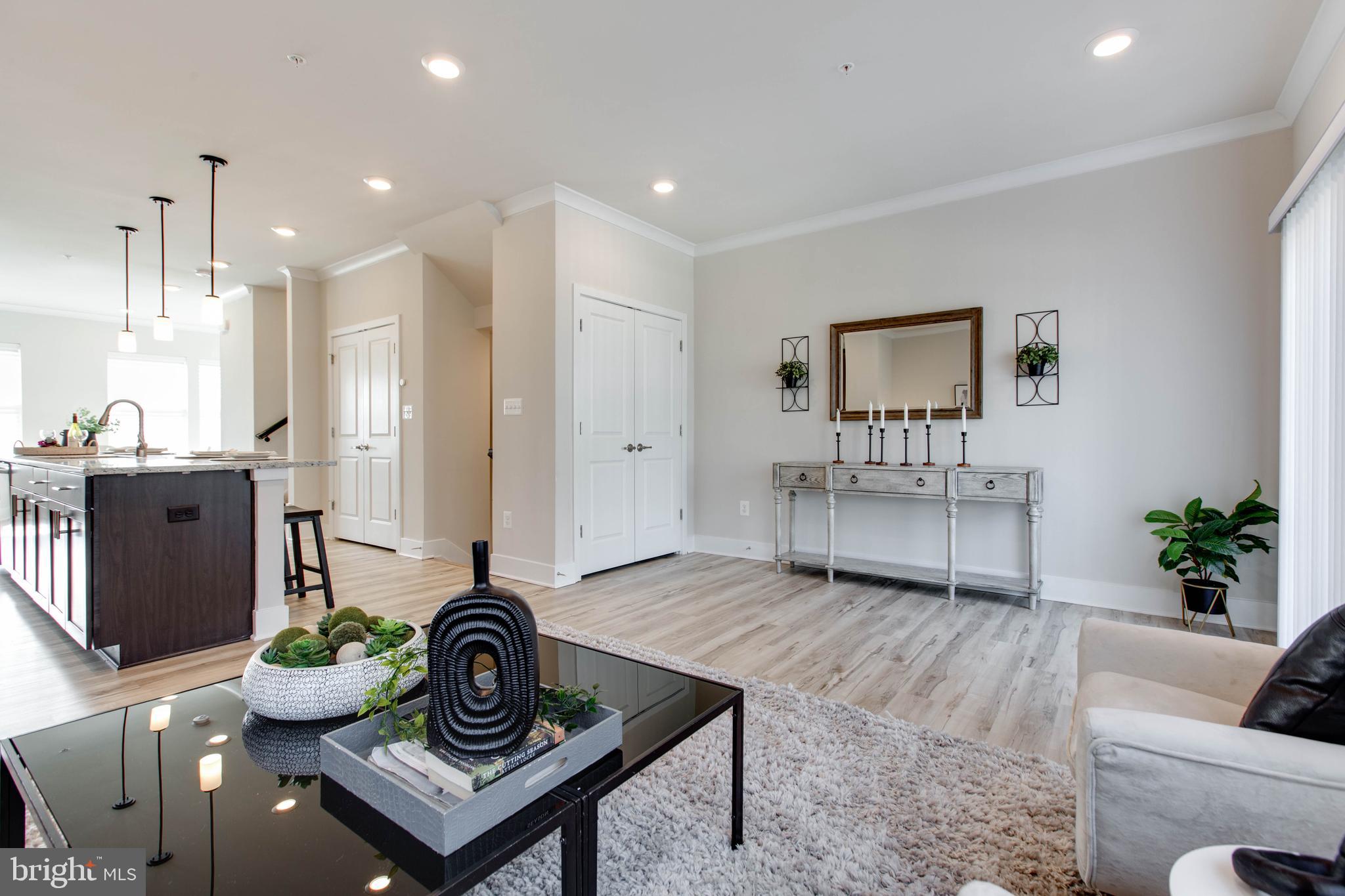 TANYARD SHORES - Residential