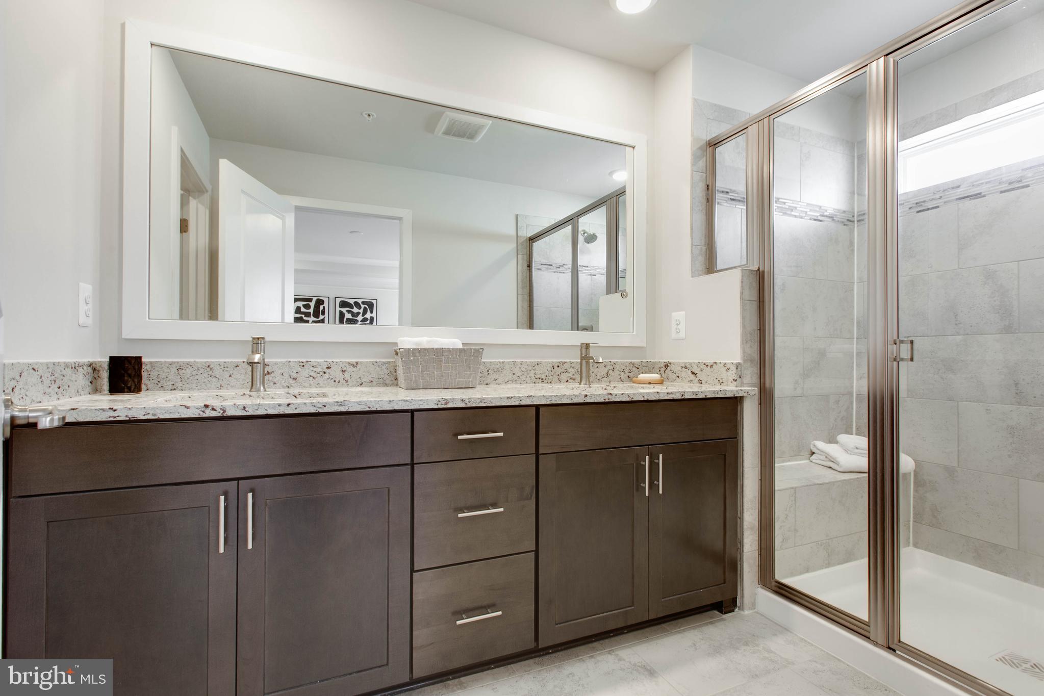 TANYARD SHORES - Residential