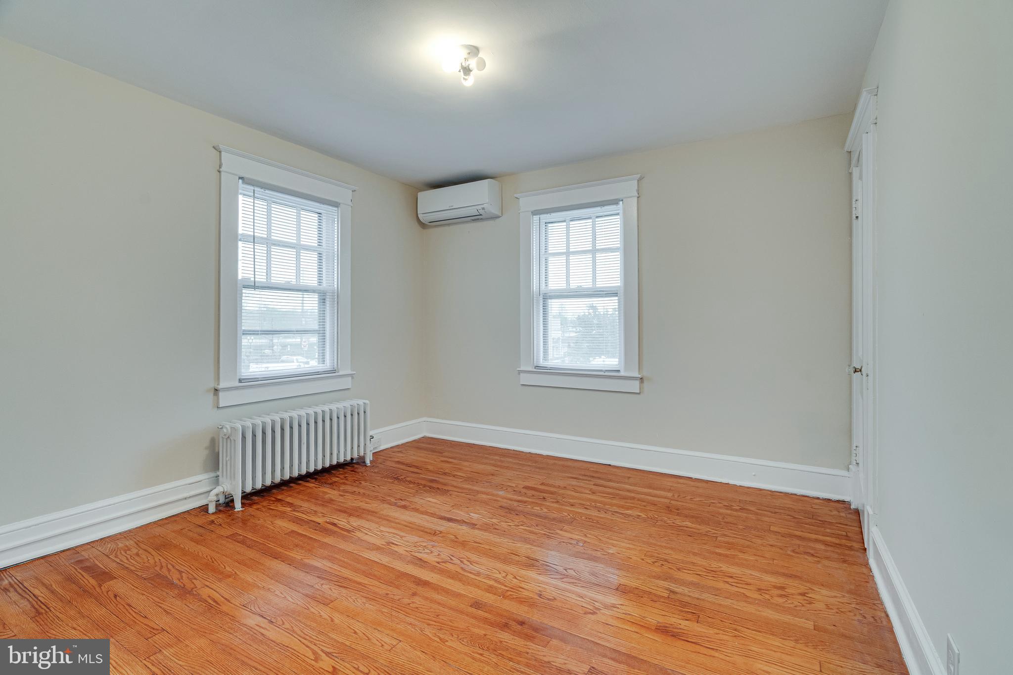 GRAYS - Residential Lease