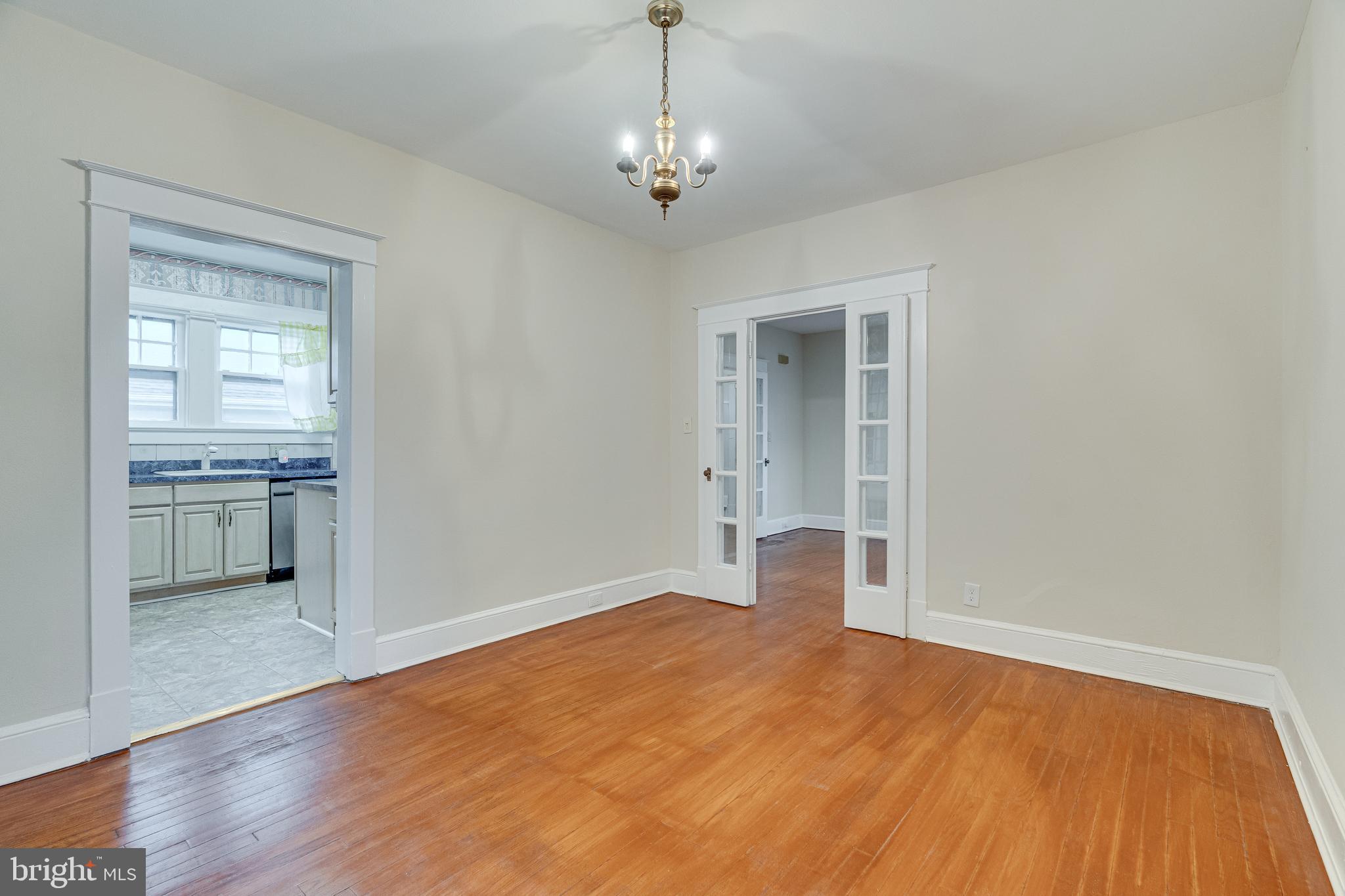 GRAYS - Residential Lease