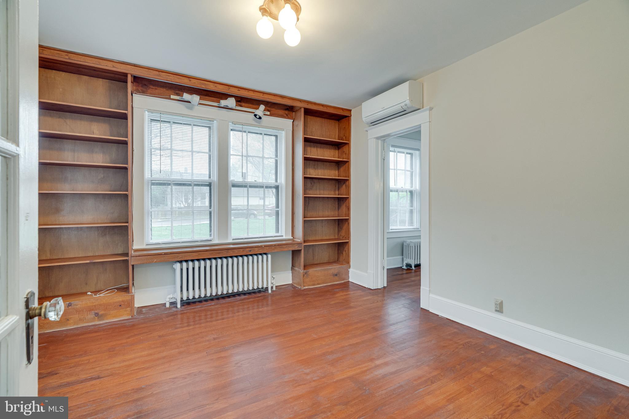 GRAYS - Residential Lease