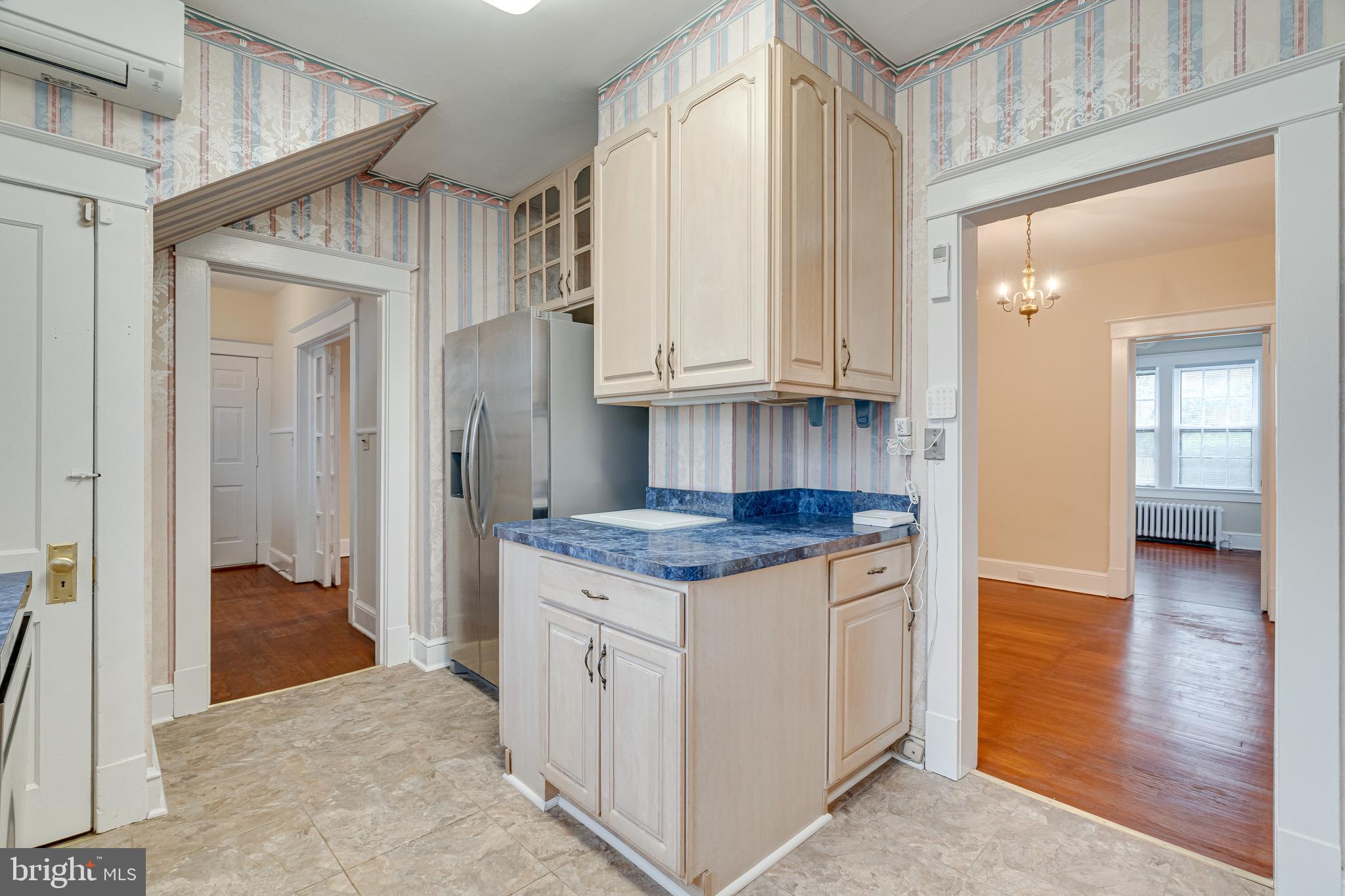 GRAYS - Residential Lease