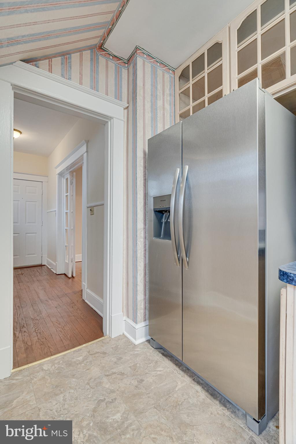 GRAYS - Residential Lease