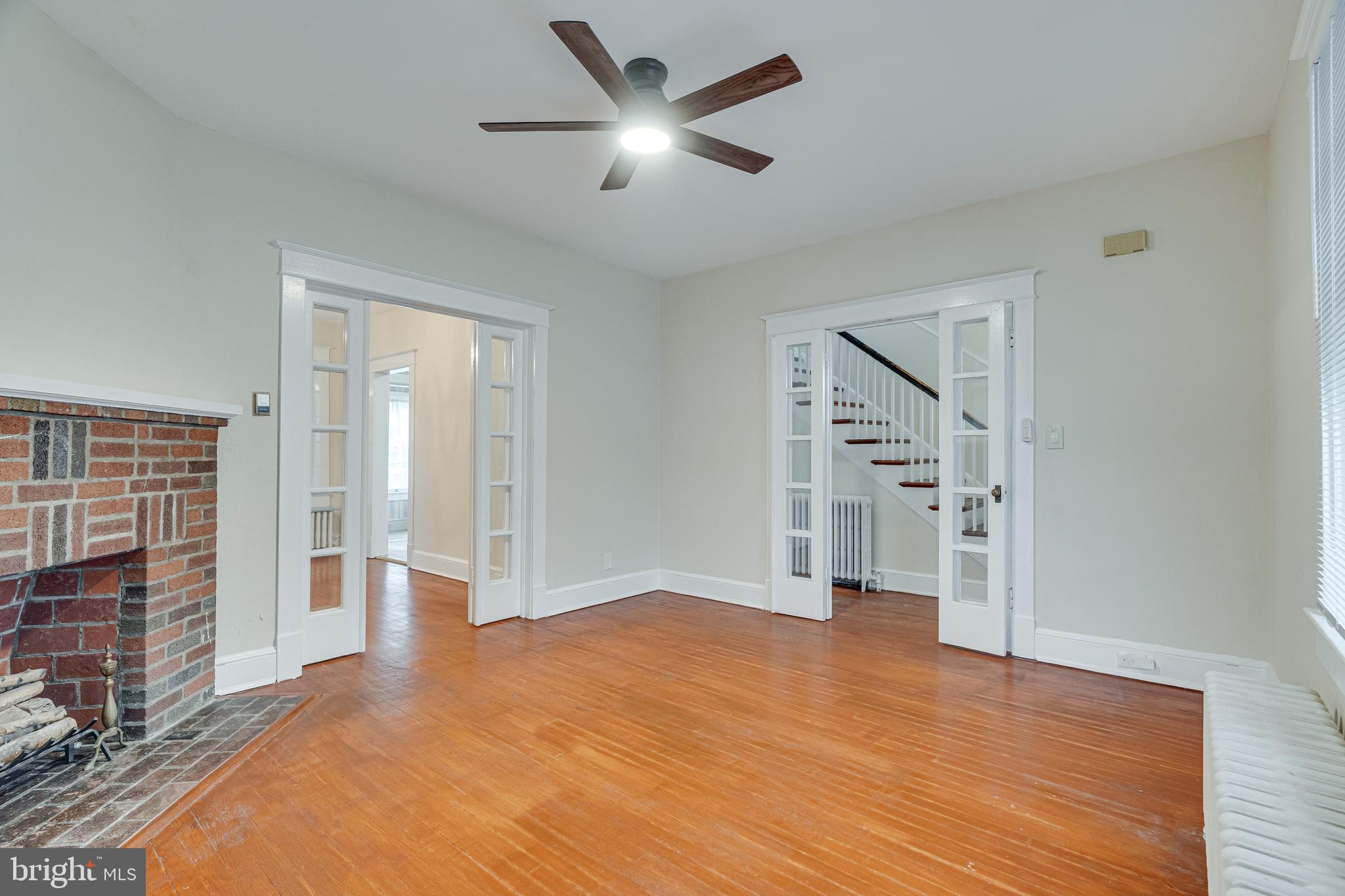 GRAYS - Residential Lease