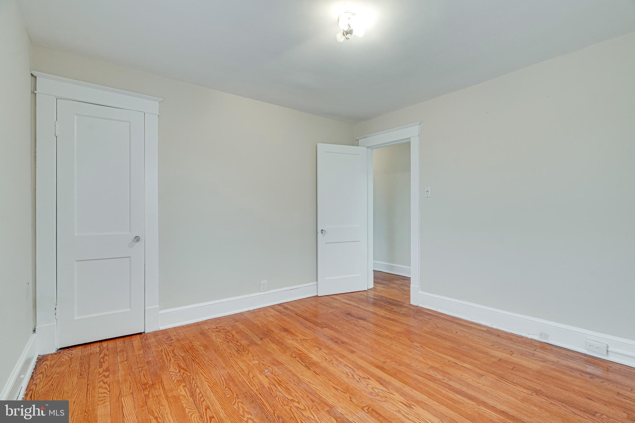 GRAYS - Residential Lease