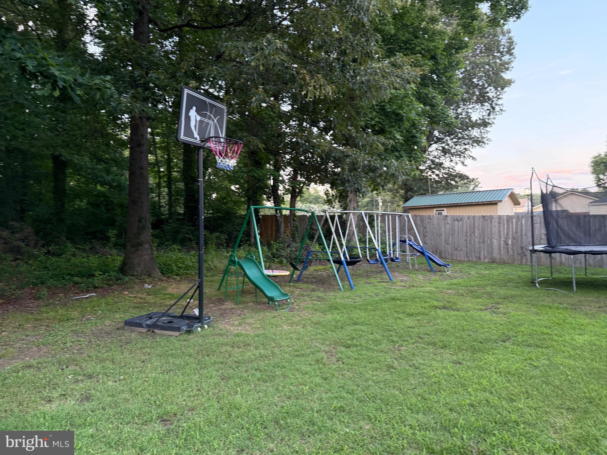 SWANSON WOODS - Residential