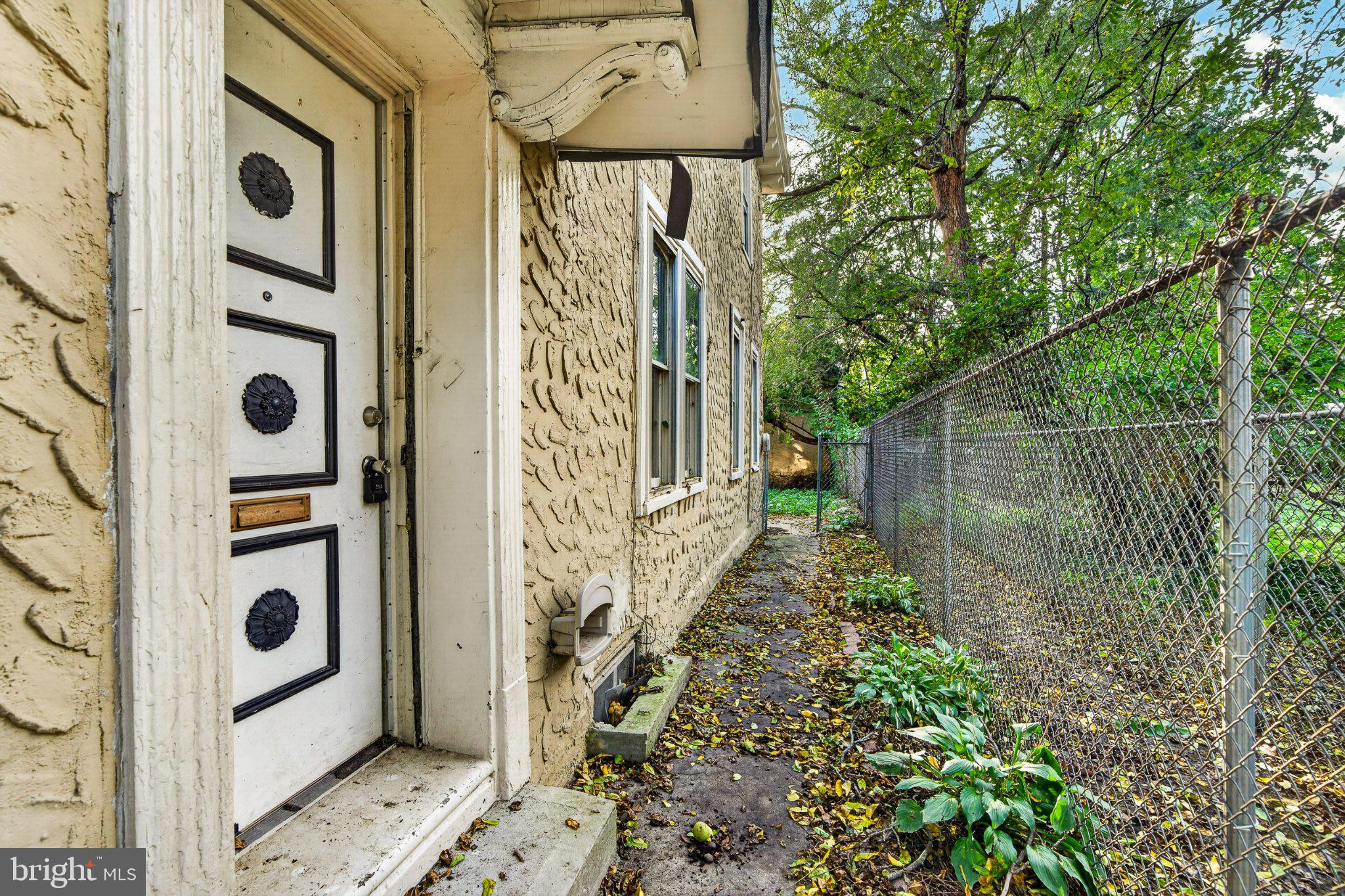 230 N 53RD STREET