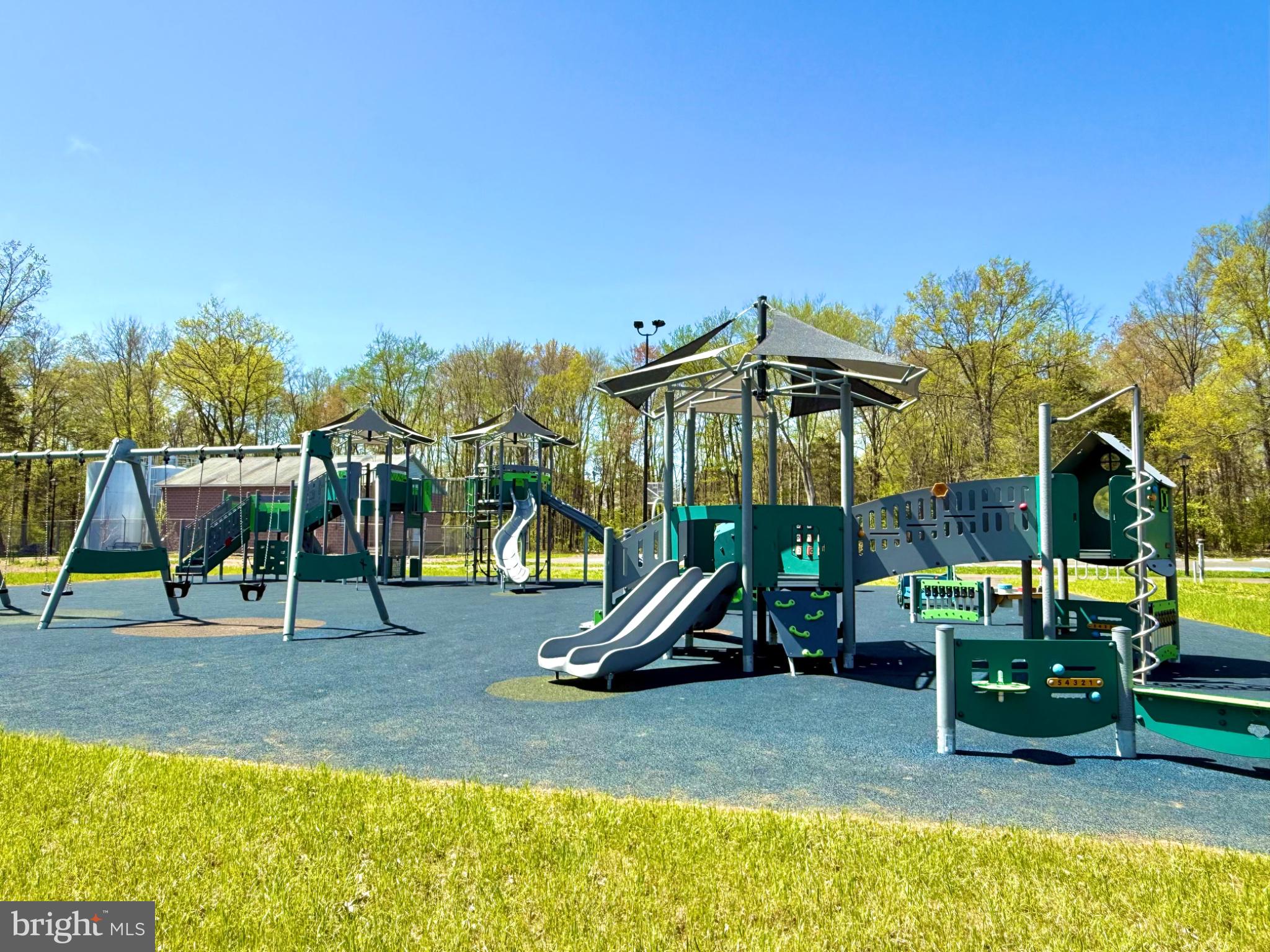 CEDAR GROVE ESTS - Residential