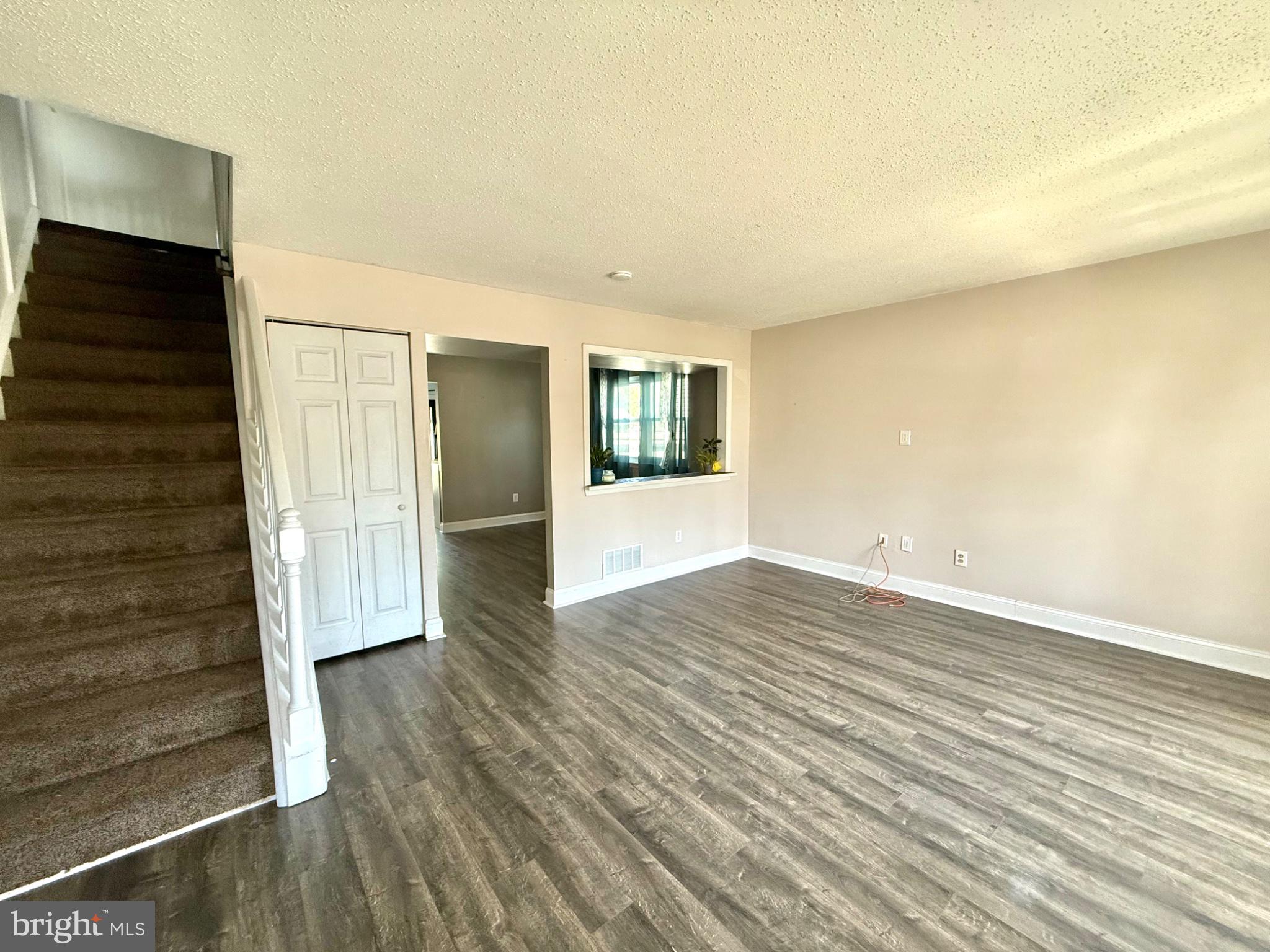 CEDAR GROVE ESTS - Residential