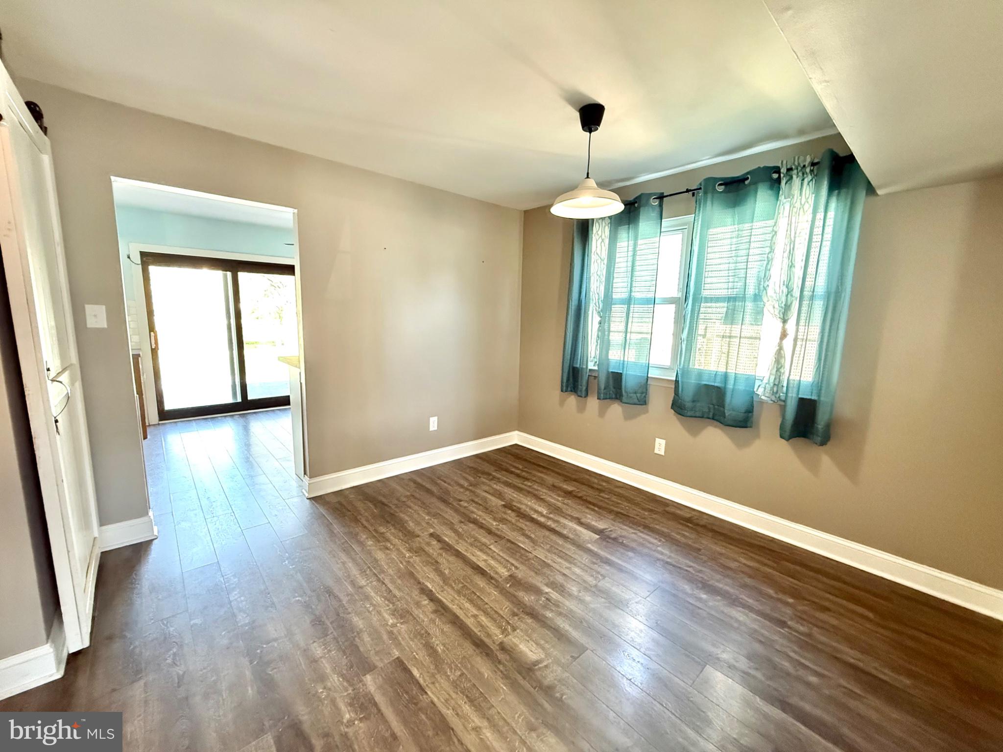 CEDAR GROVE ESTS - Residential