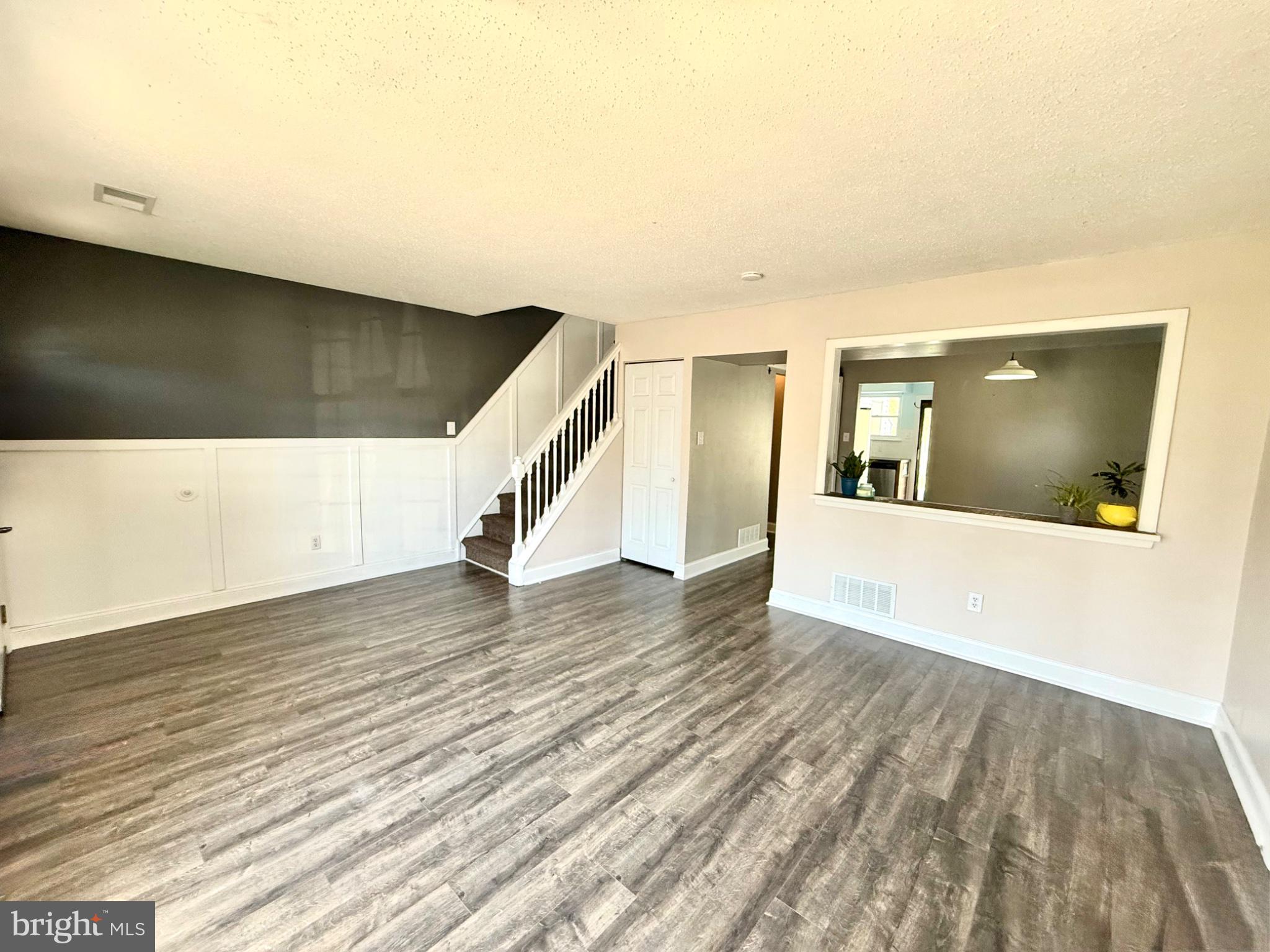 CEDAR GROVE ESTS - Residential