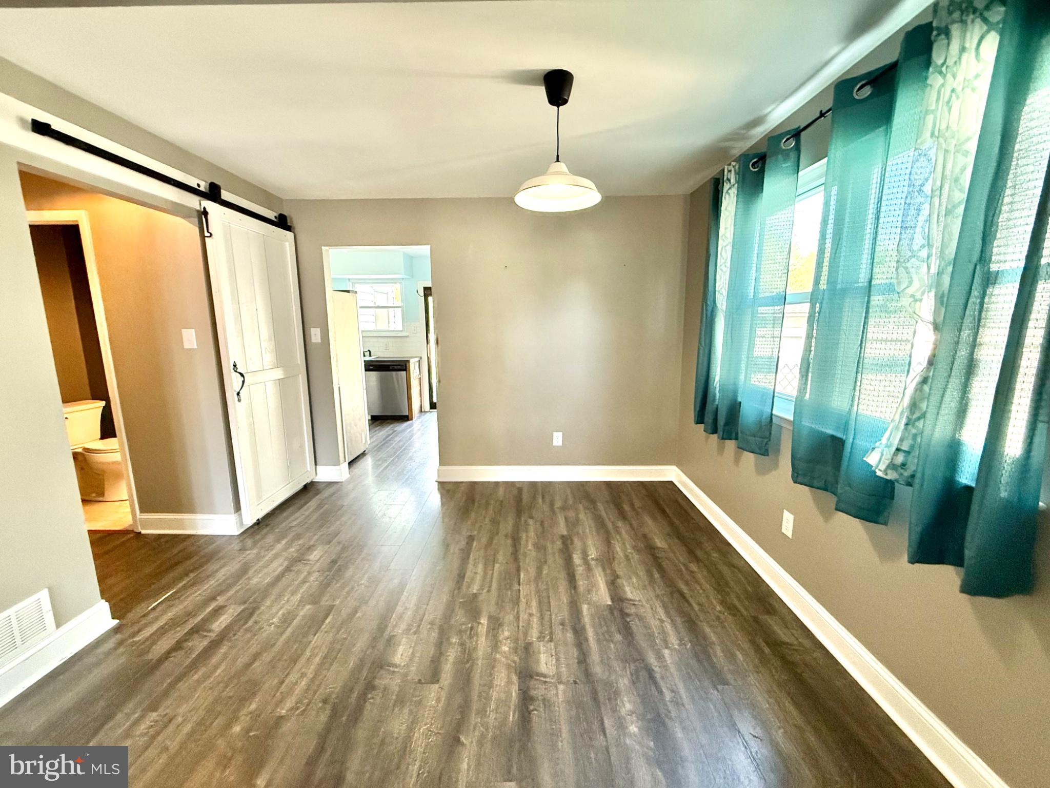 CEDAR GROVE ESTS - Residential