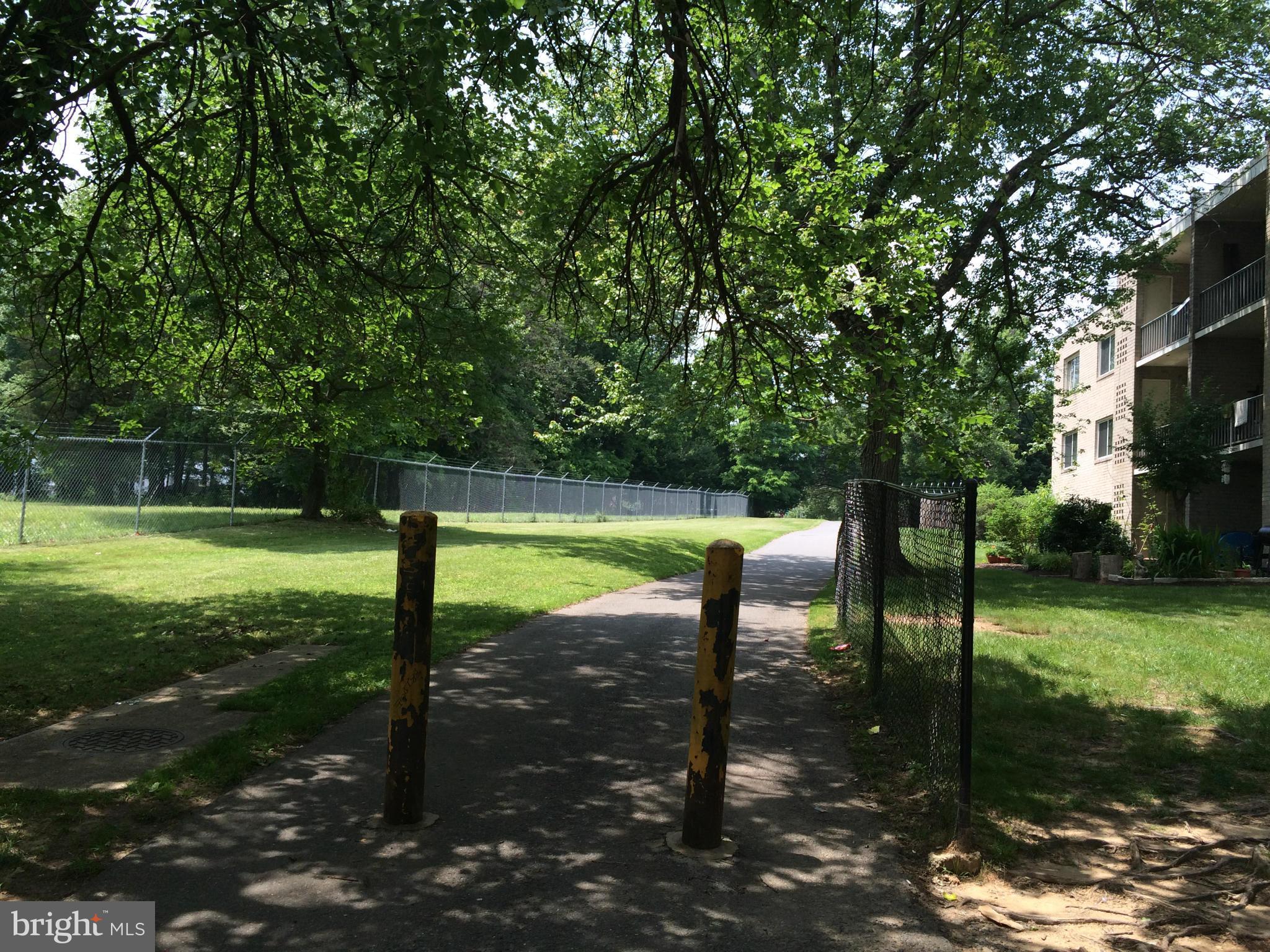 BLUERIDGE MANOR - Residential