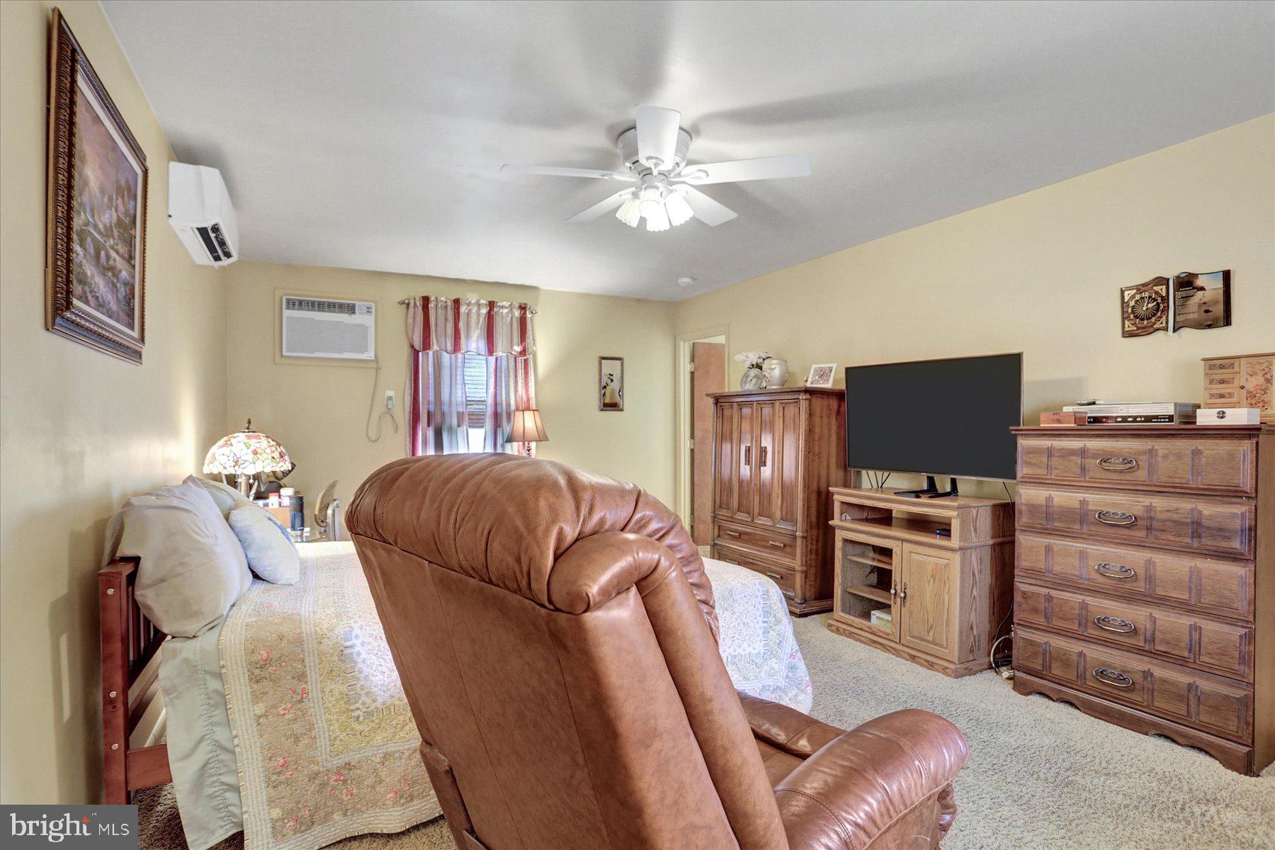 ROLLING RIDGE II - Residential