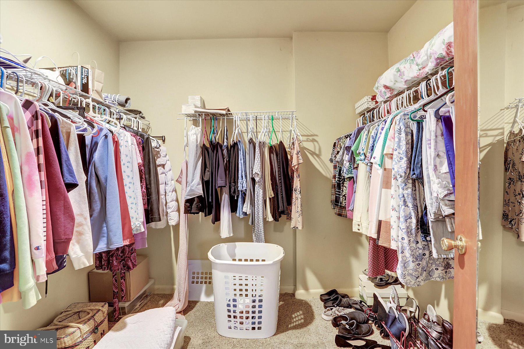 ROLLING RIDGE II - Residential