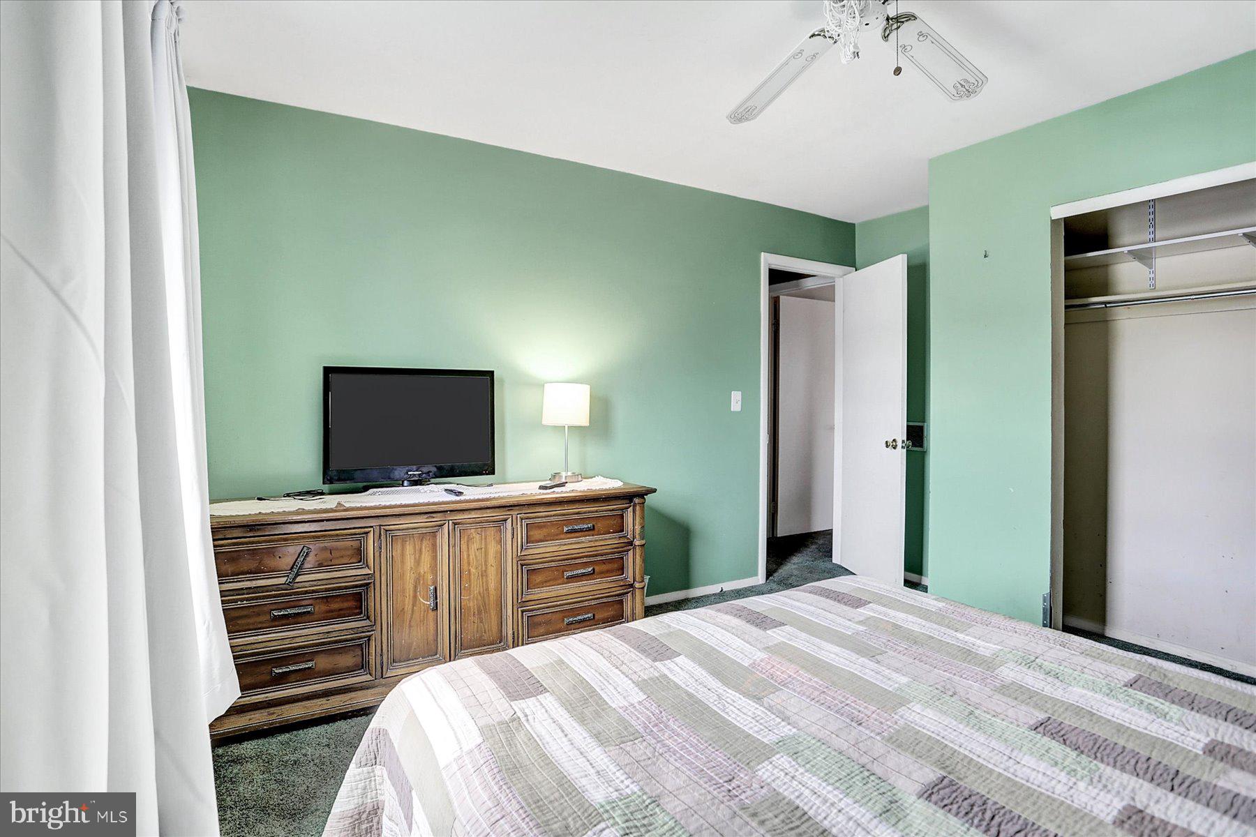 ROLLING RIDGE II - Residential