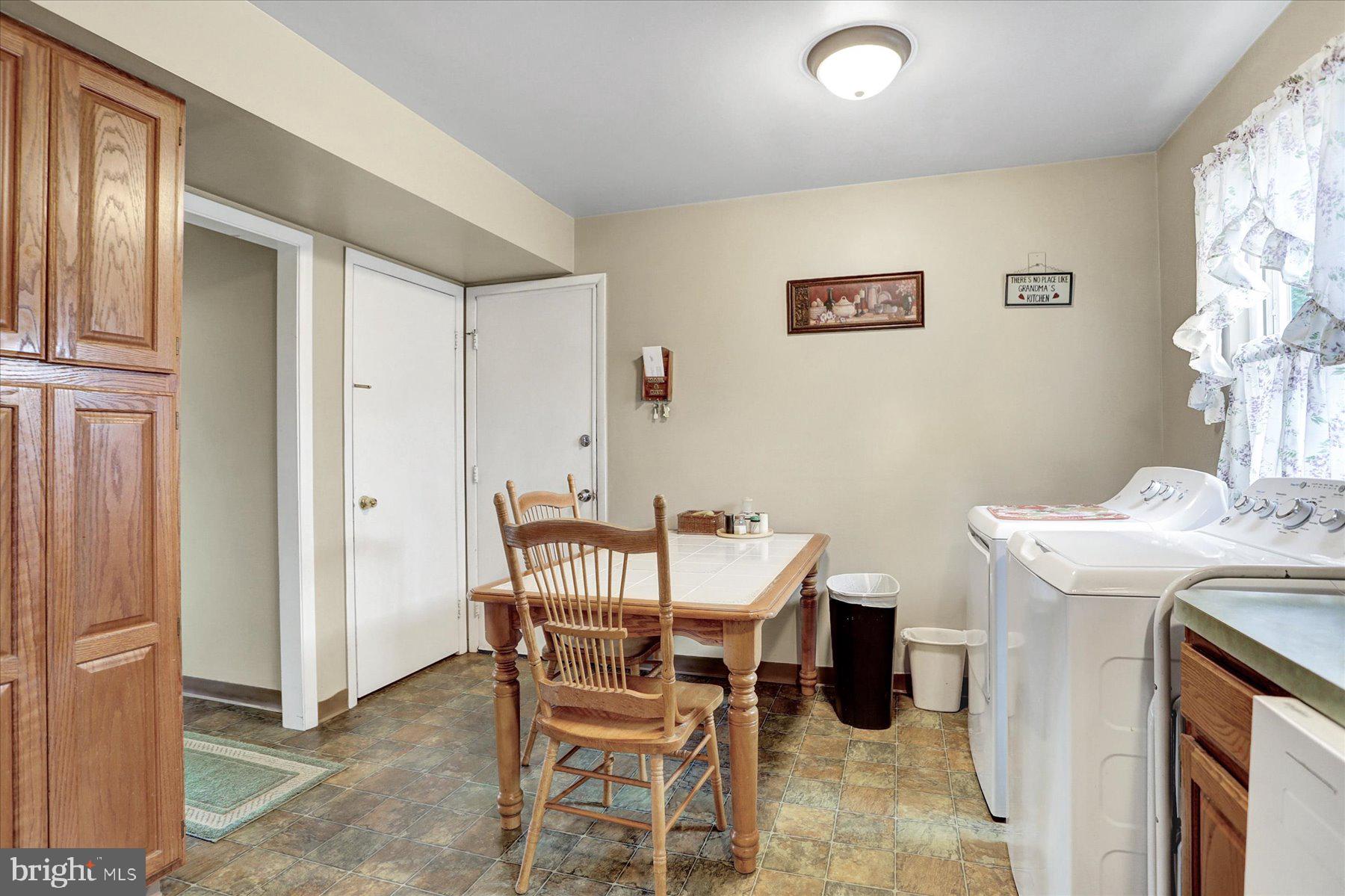 ROLLING RIDGE II - Residential