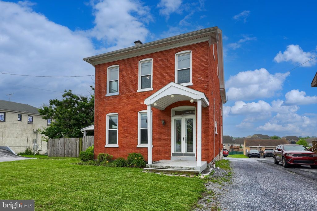 Photo of 3156 Lincoln Highway E, PARADISE, PA 17562 (MLS # PALA2070758)