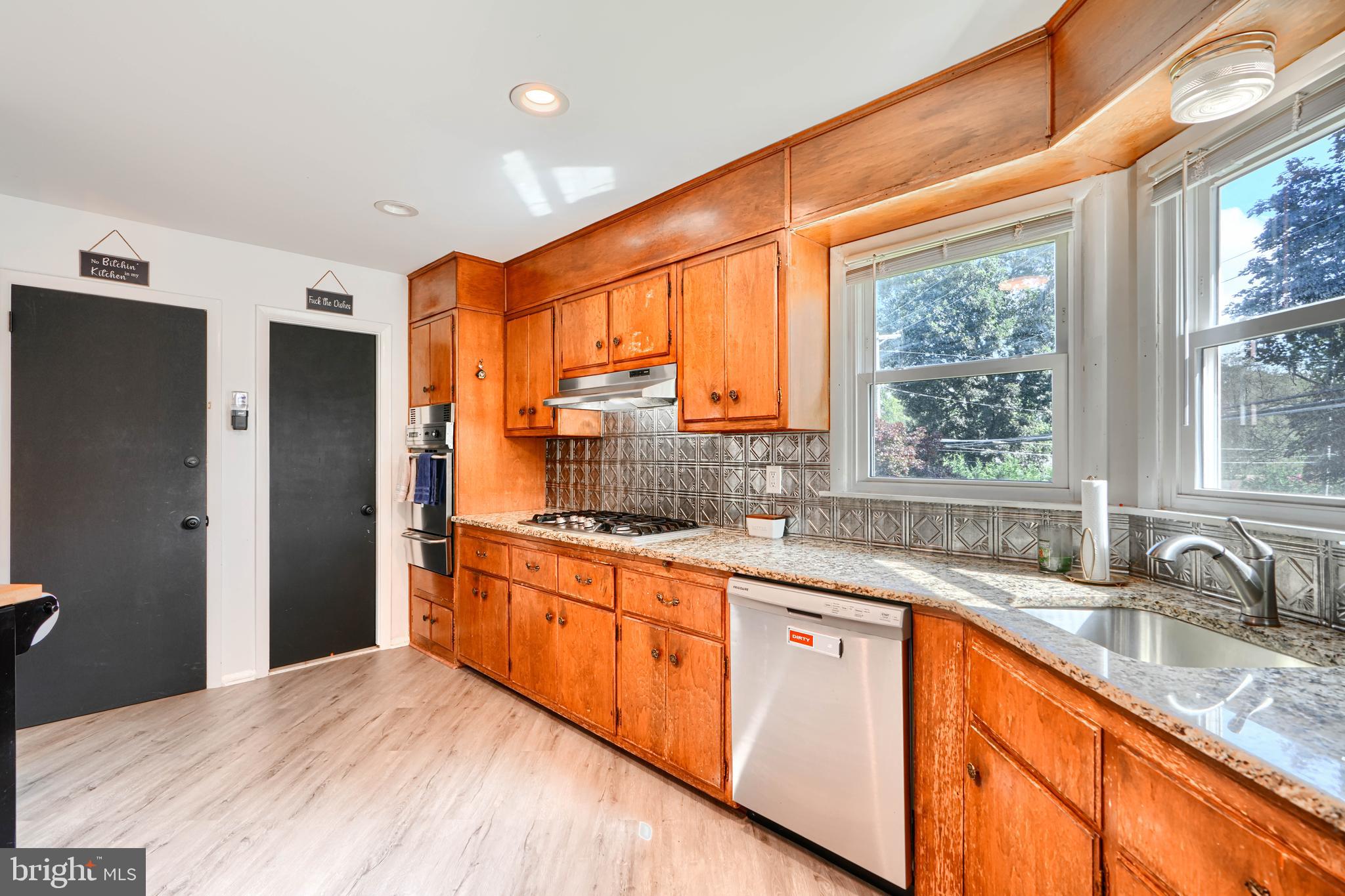 HOMESTEAD VILLAGE - Residential