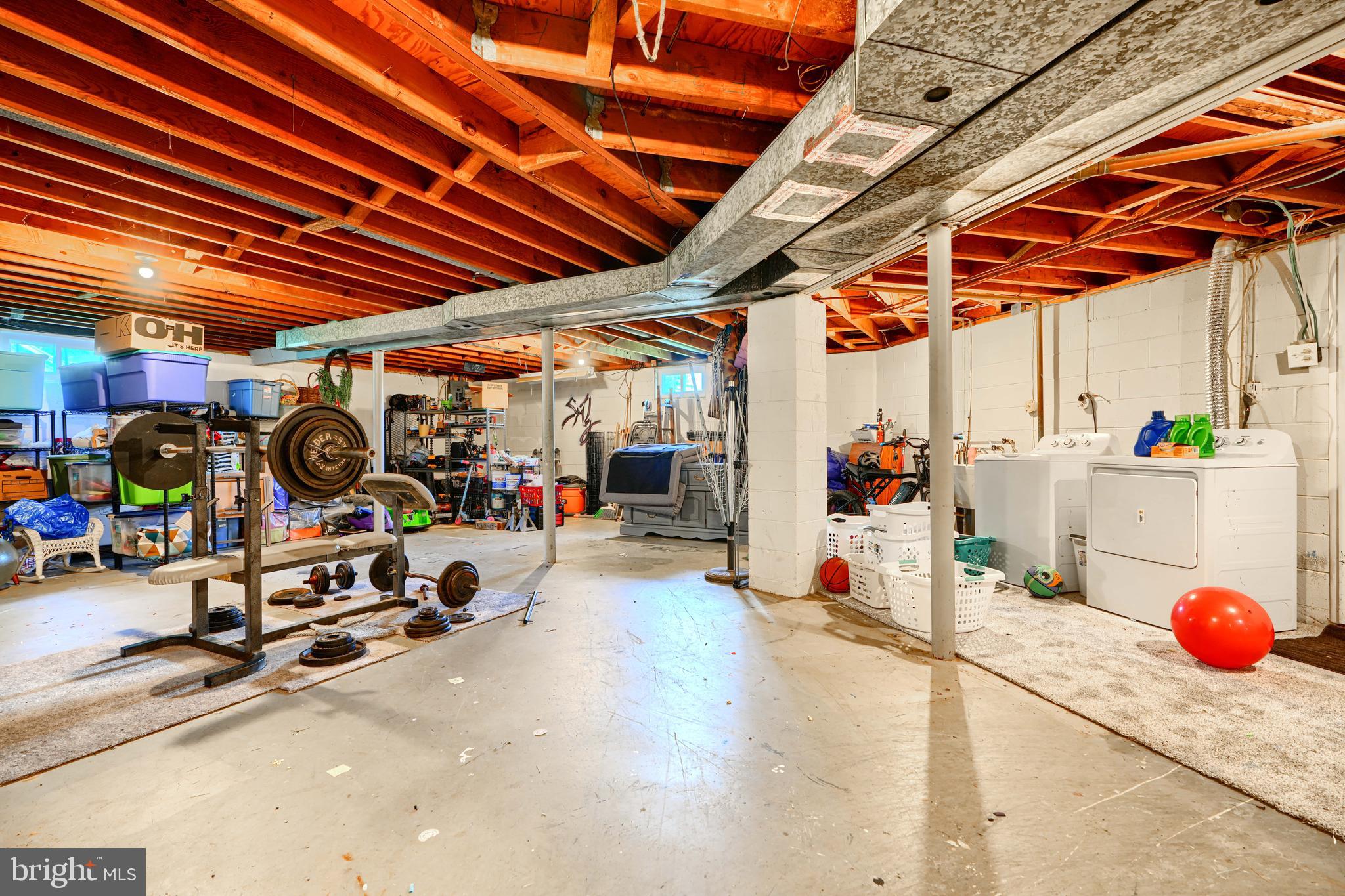 HOMESTEAD VILLAGE - Residential