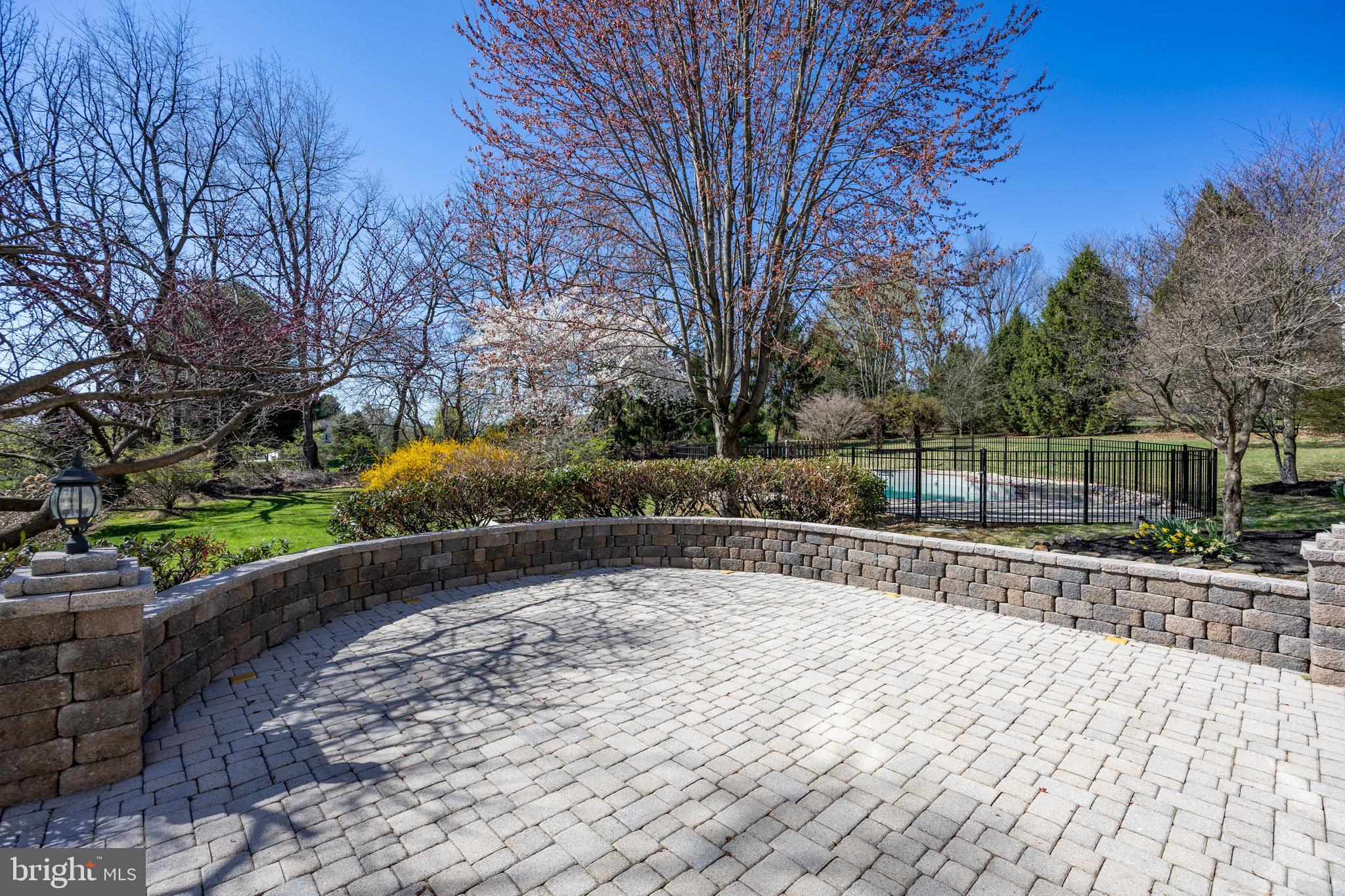 MARSHALL POND - Residential