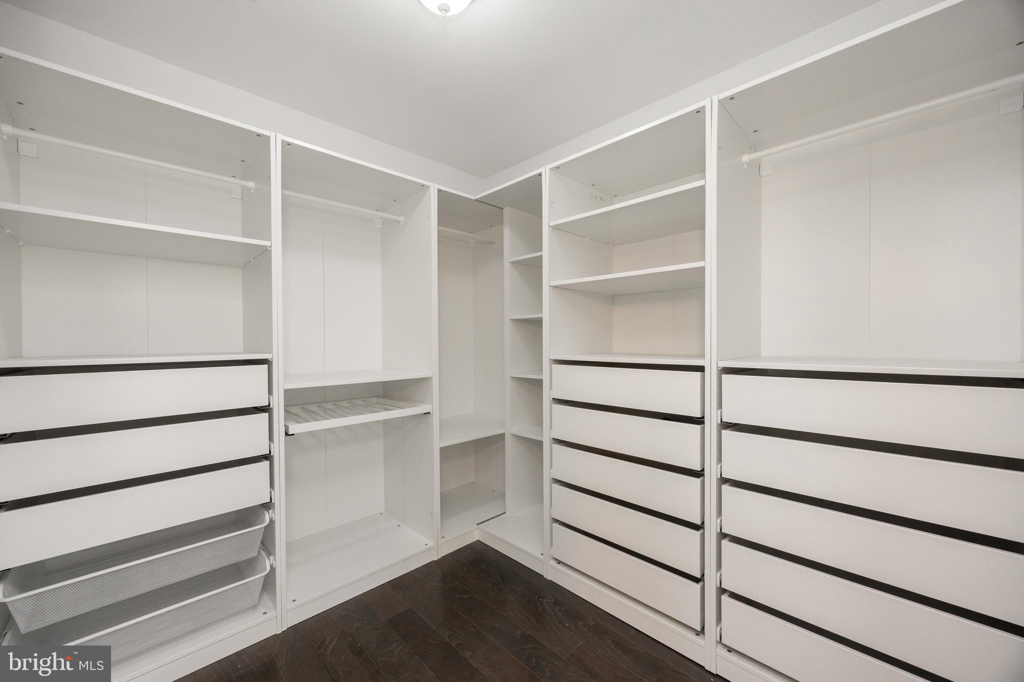 MARSHALL POND - Residential