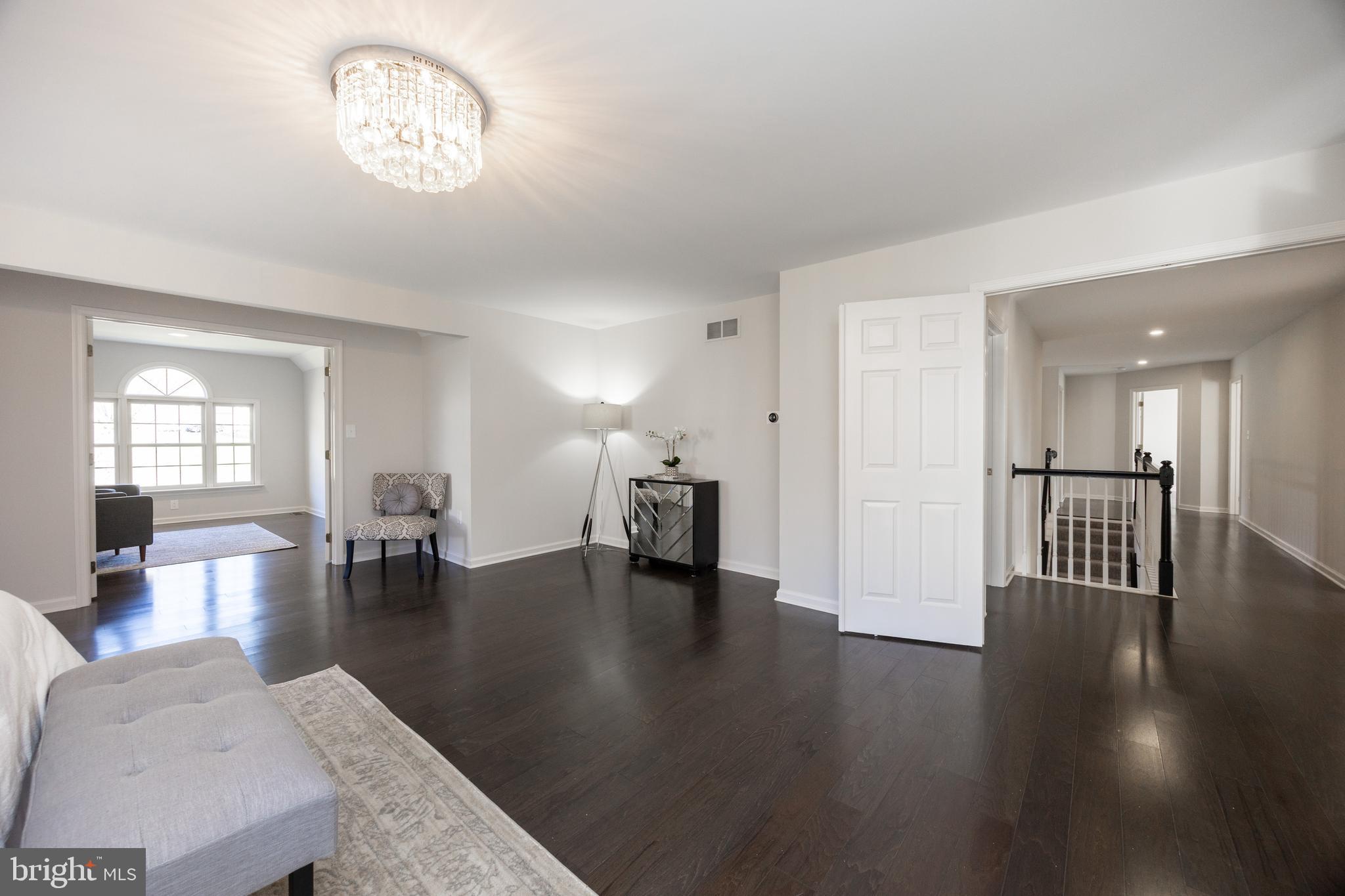 MARSHALL POND - Residential