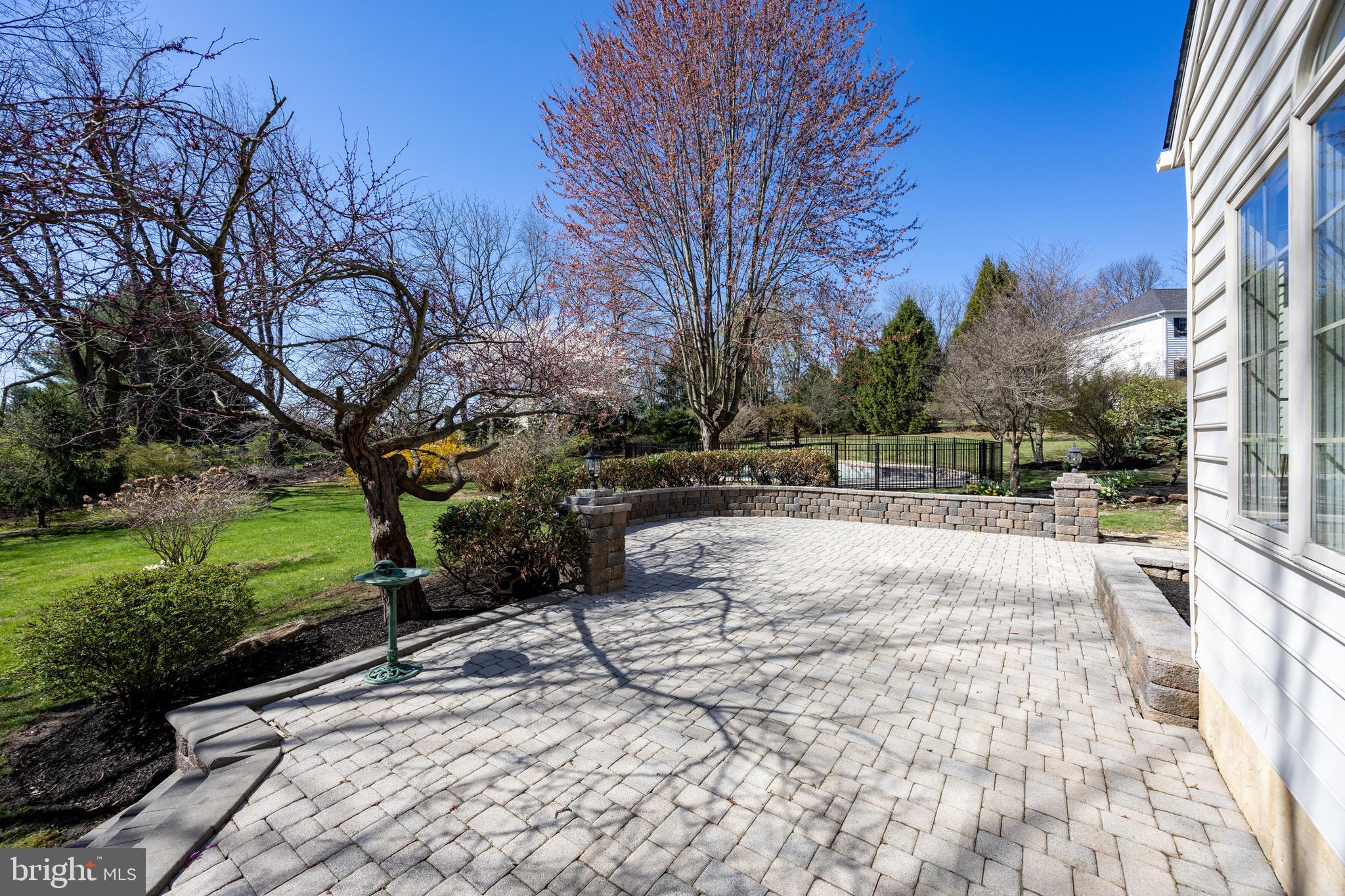 MARSHALL POND - Residential