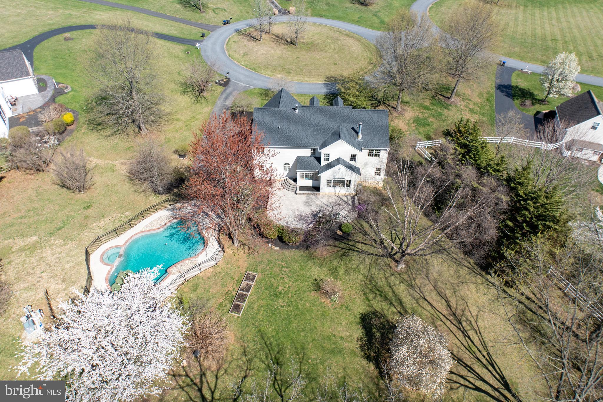 MARSHALL POND - Residential