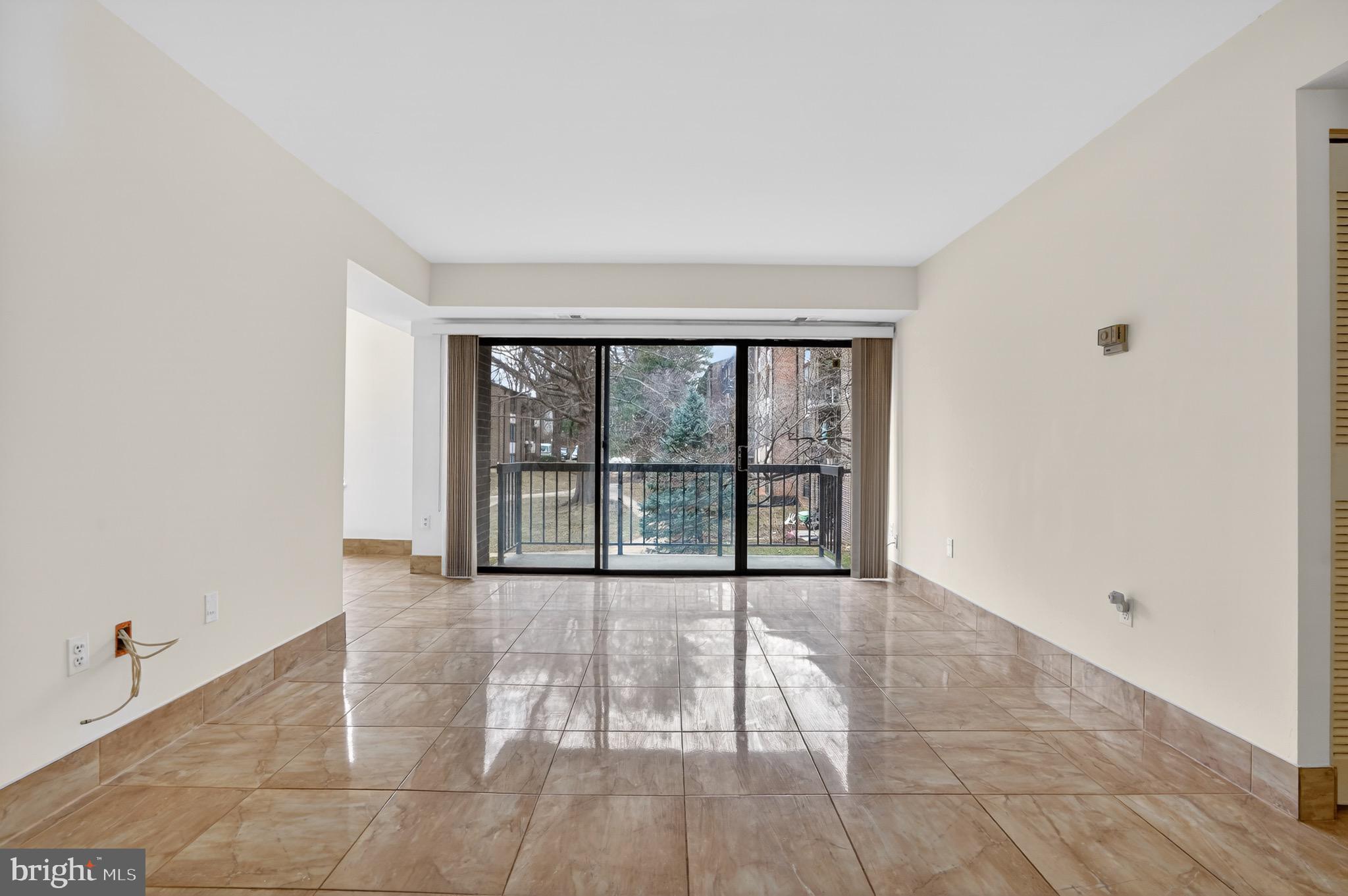 HAWTHORNE VILLAGE - Residential