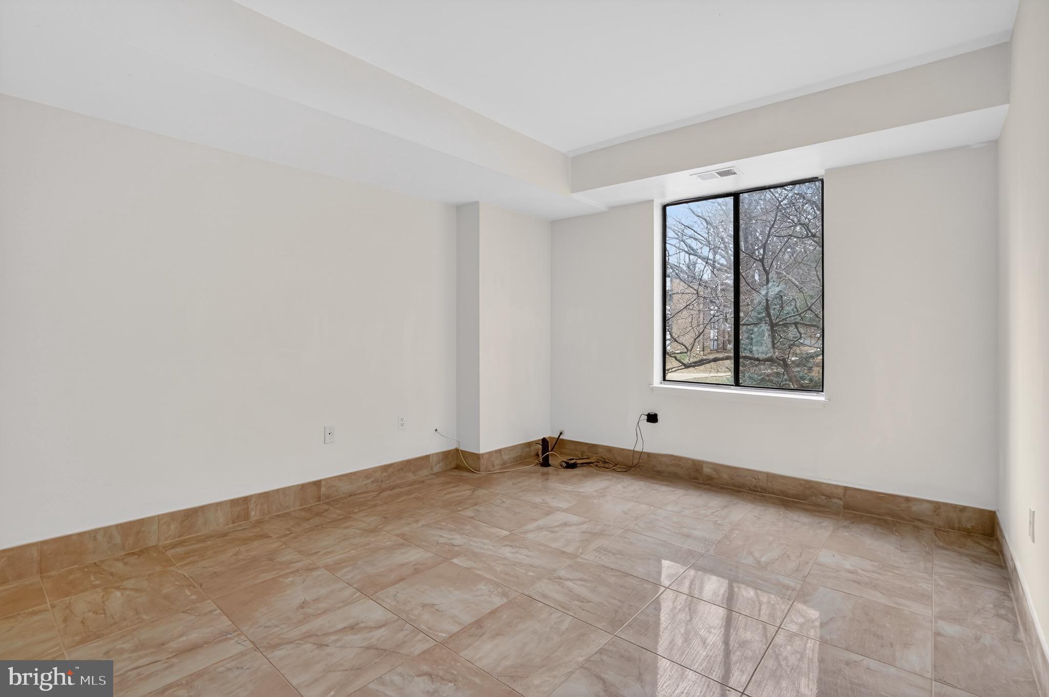 HAWTHORNE VILLAGE - Residential