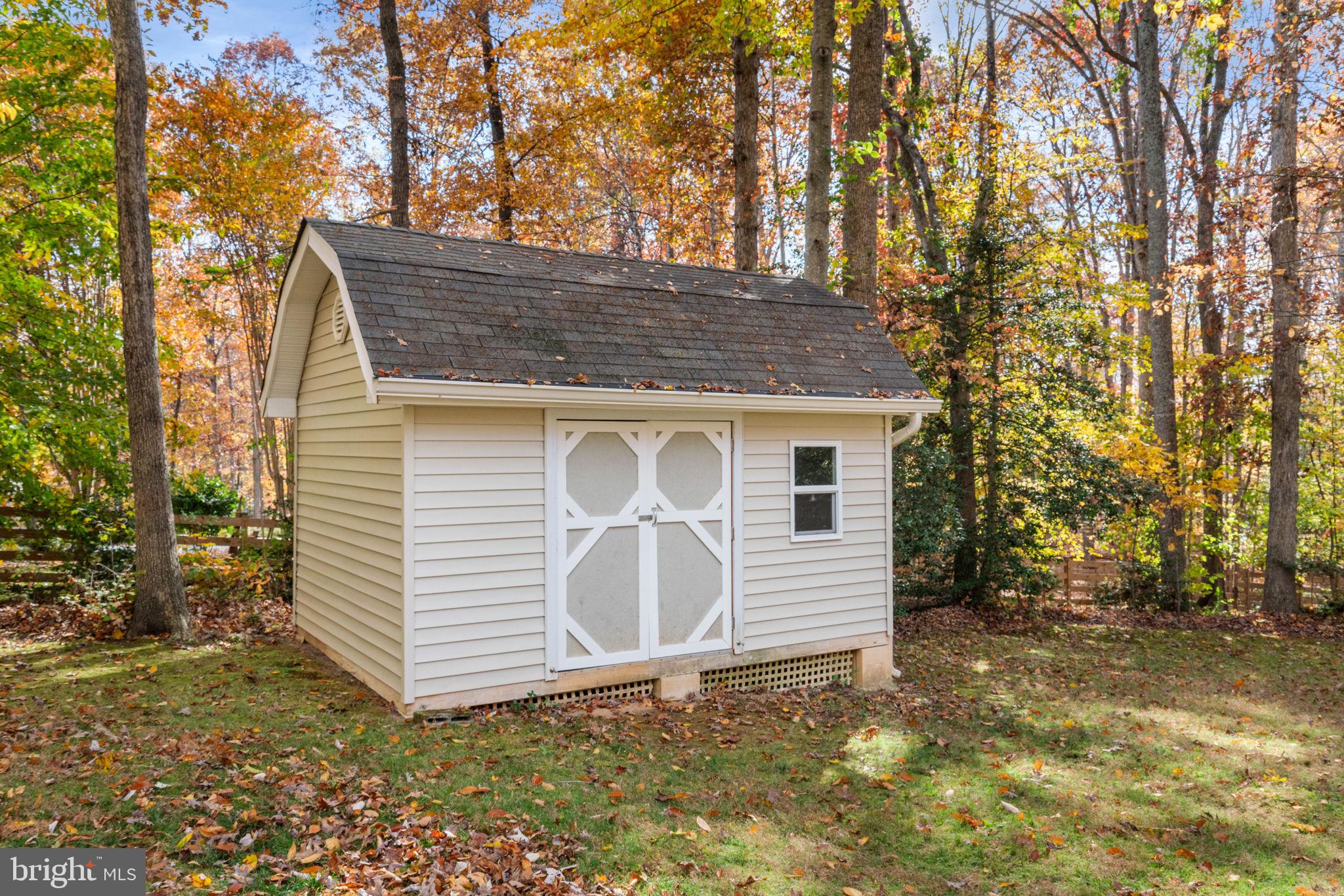 SEVEN LAKES - Residential