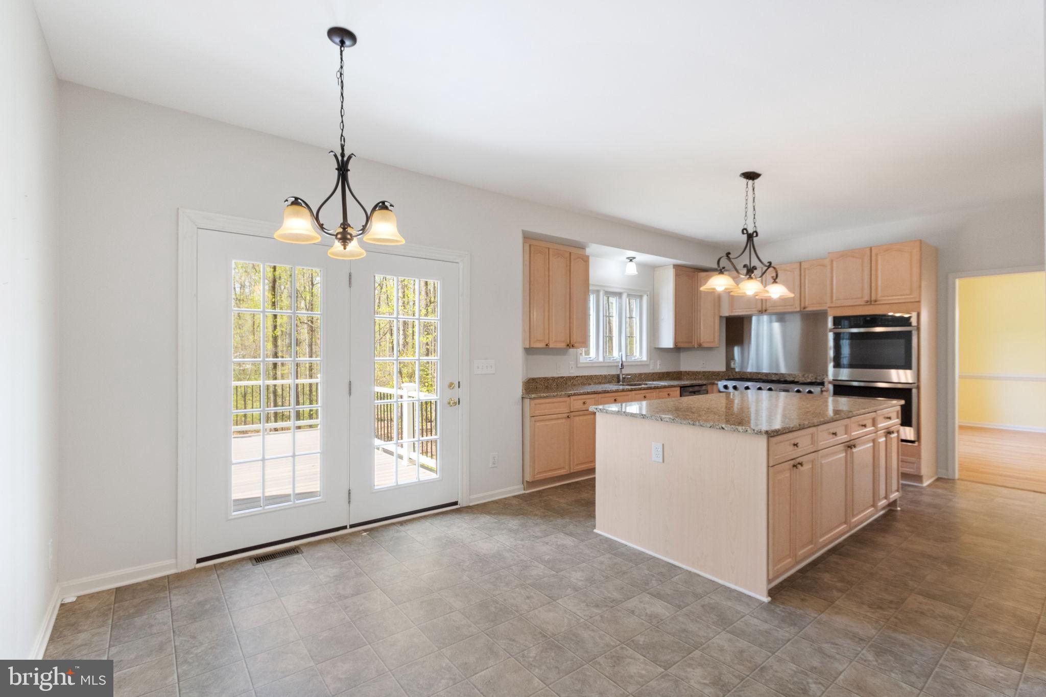 SEVEN LAKES - Residential