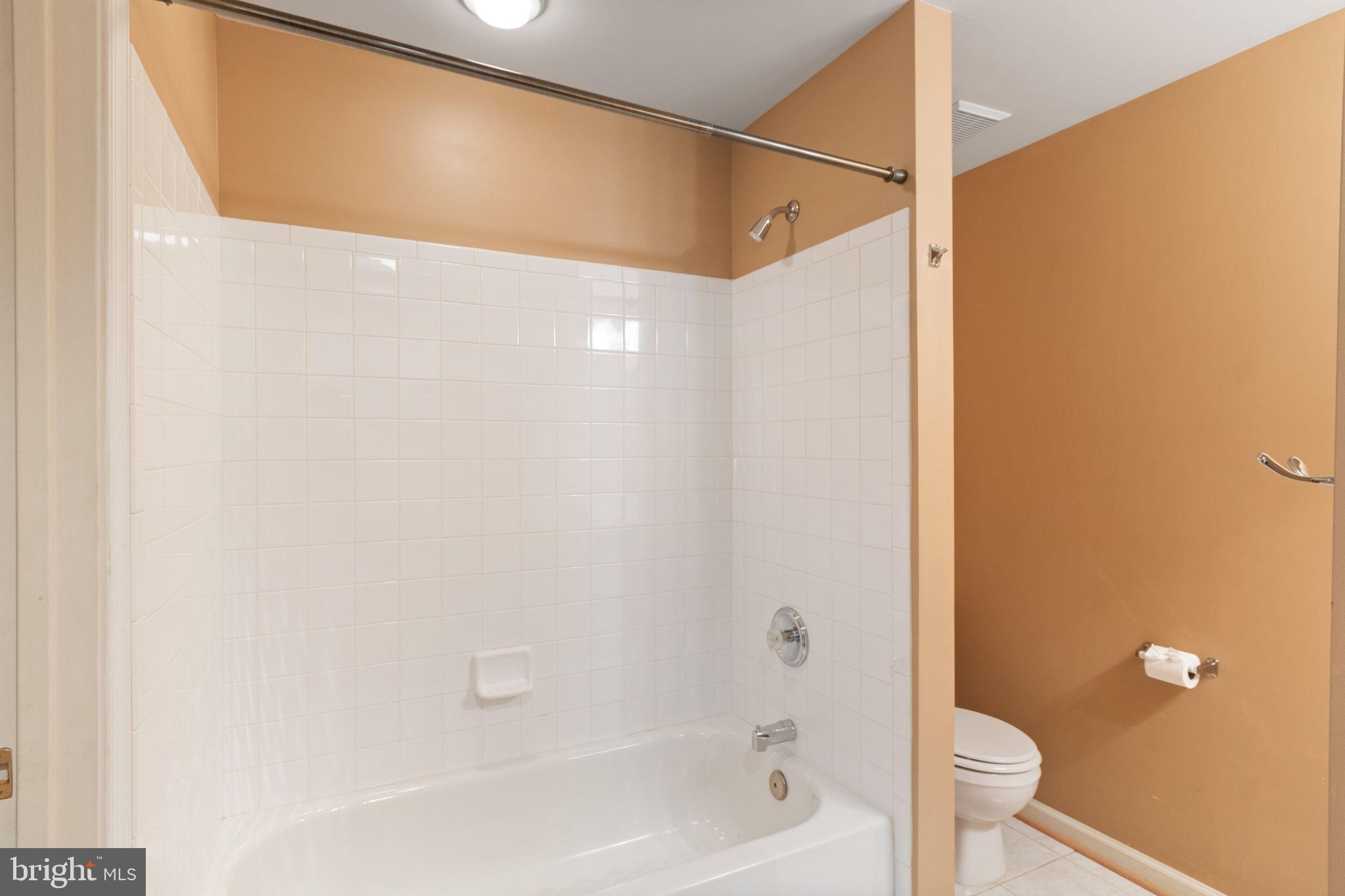 SEVEN LAKES - Residential