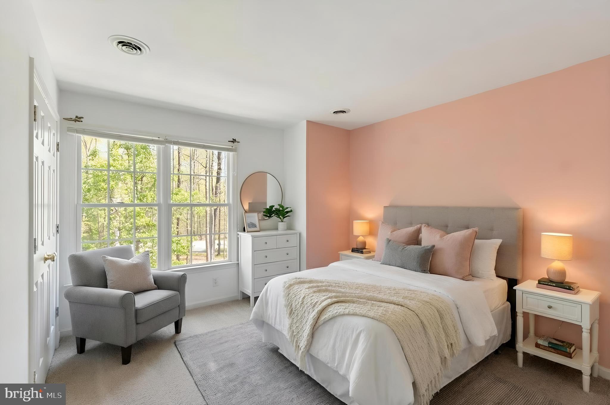 SEVEN LAKES - Residential