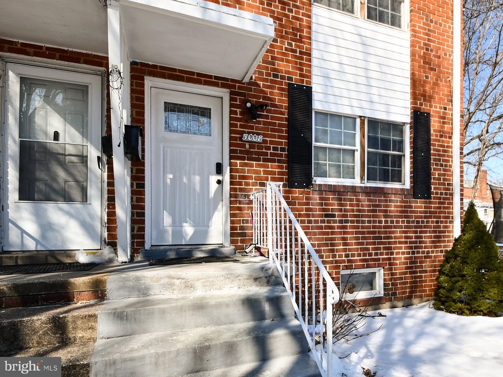 Photo of 5008 37th Avenue, HYATTSVILLE, MD 20782 (MLS # MDPG2188298)