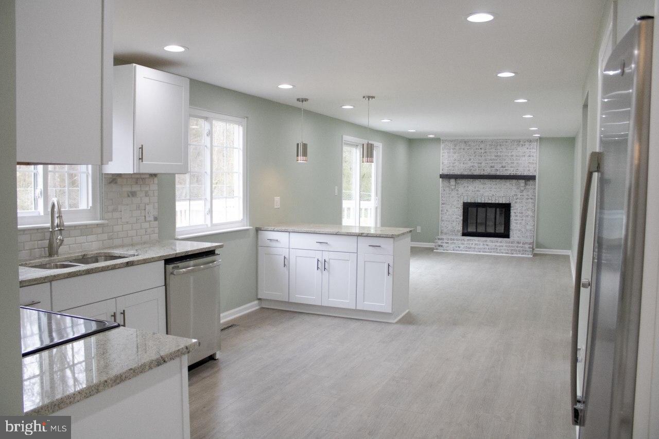 CHANCELLOR GREEN - Residential