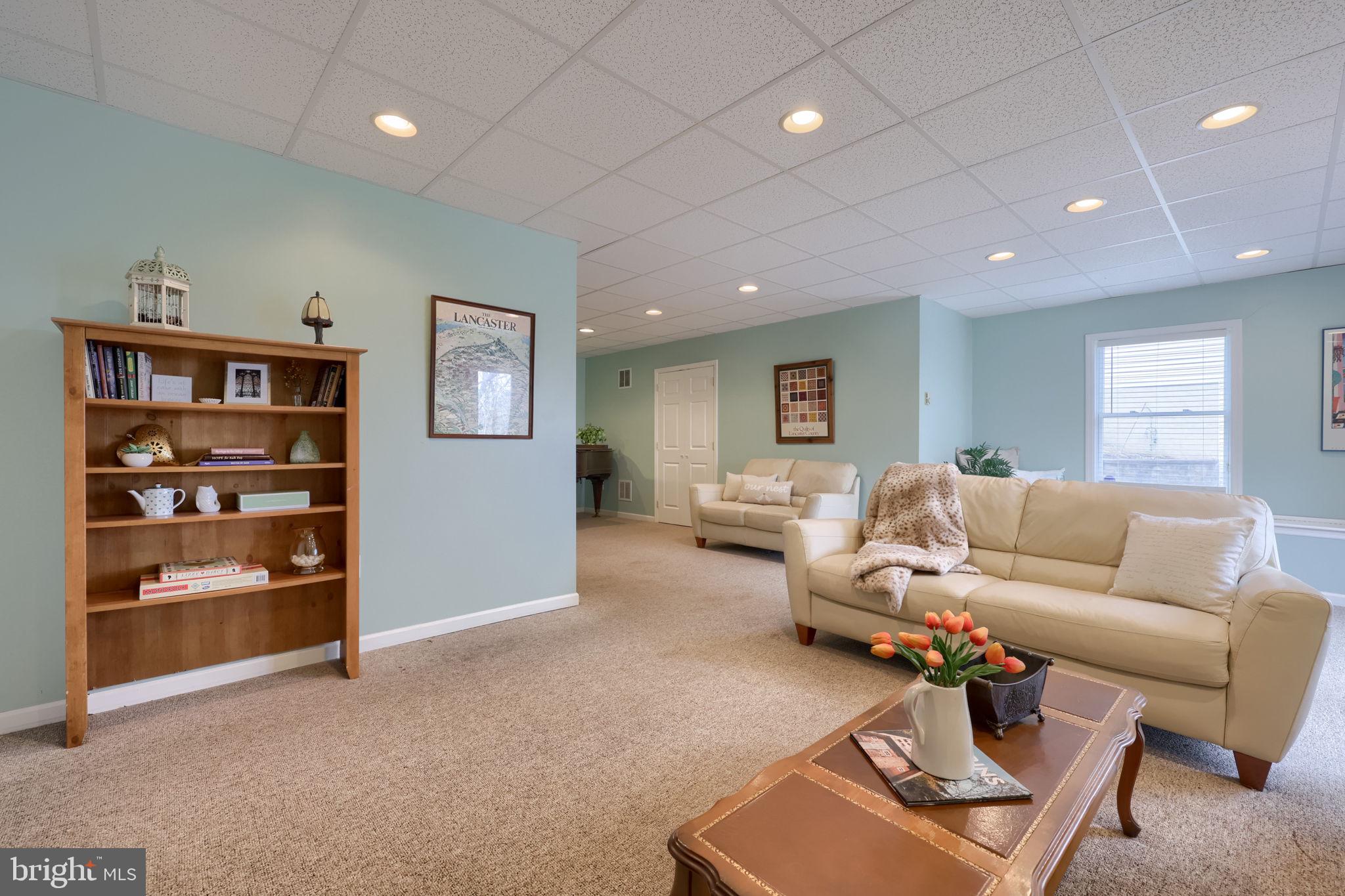 BLOSSOM HILL - Residential