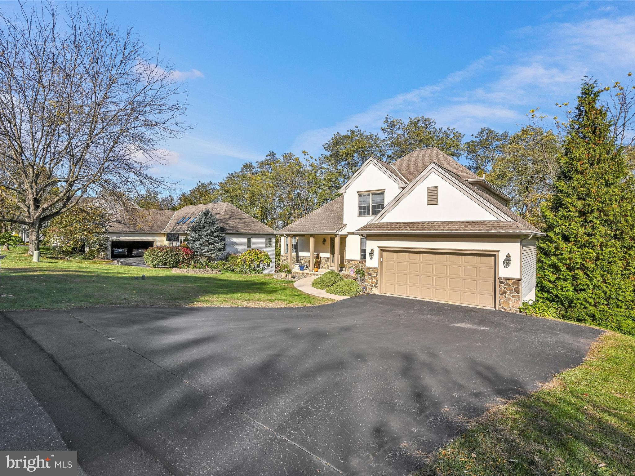 BLOSSOM HILL - Residential