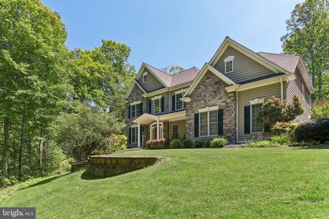 Photo of 10649 Wolverine Court, MANASSAS, VA 20111 (MLS # VAPW2116332)