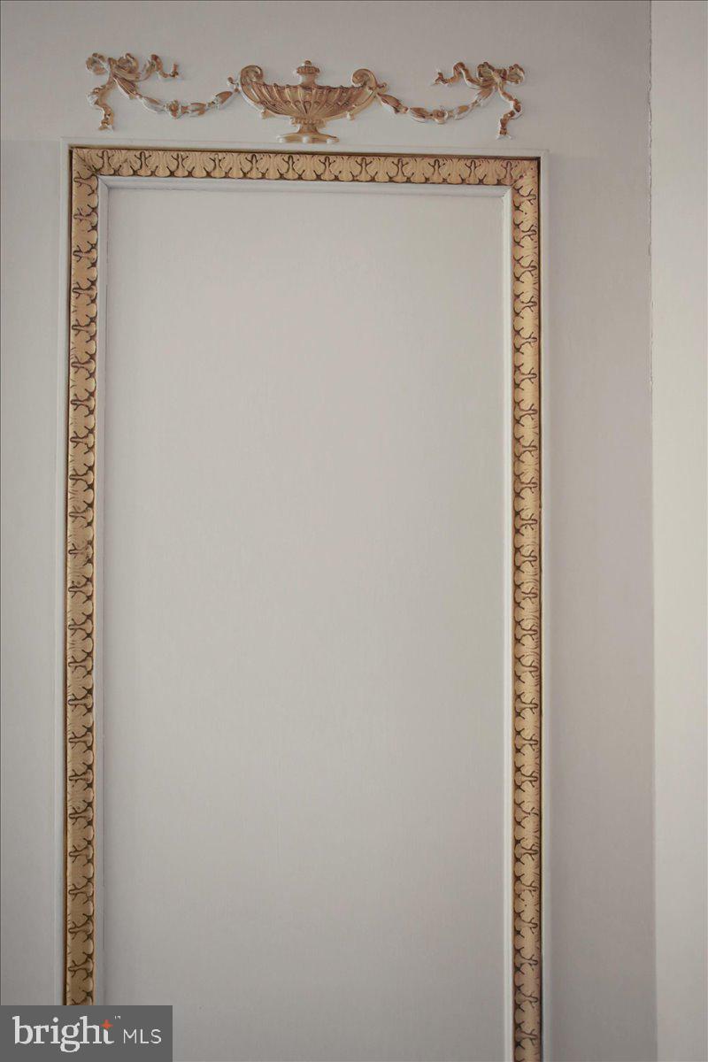 MEADOWBROOK - Residential