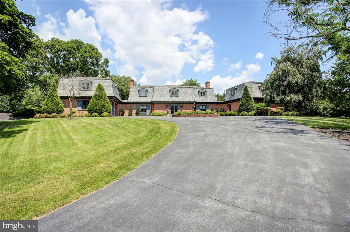 MEADOWBROOK - Residential