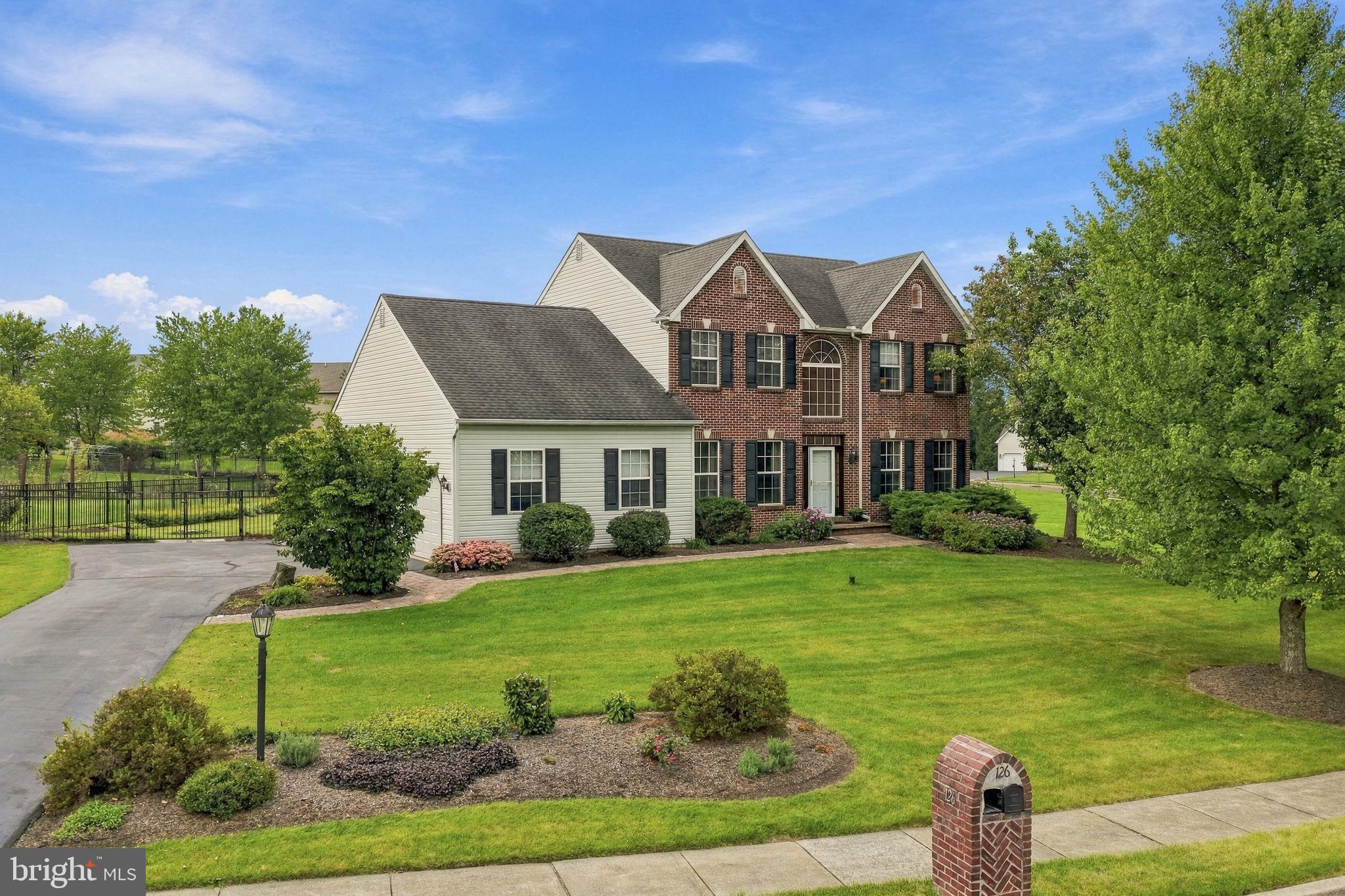 126 CRESCENT DRIVE